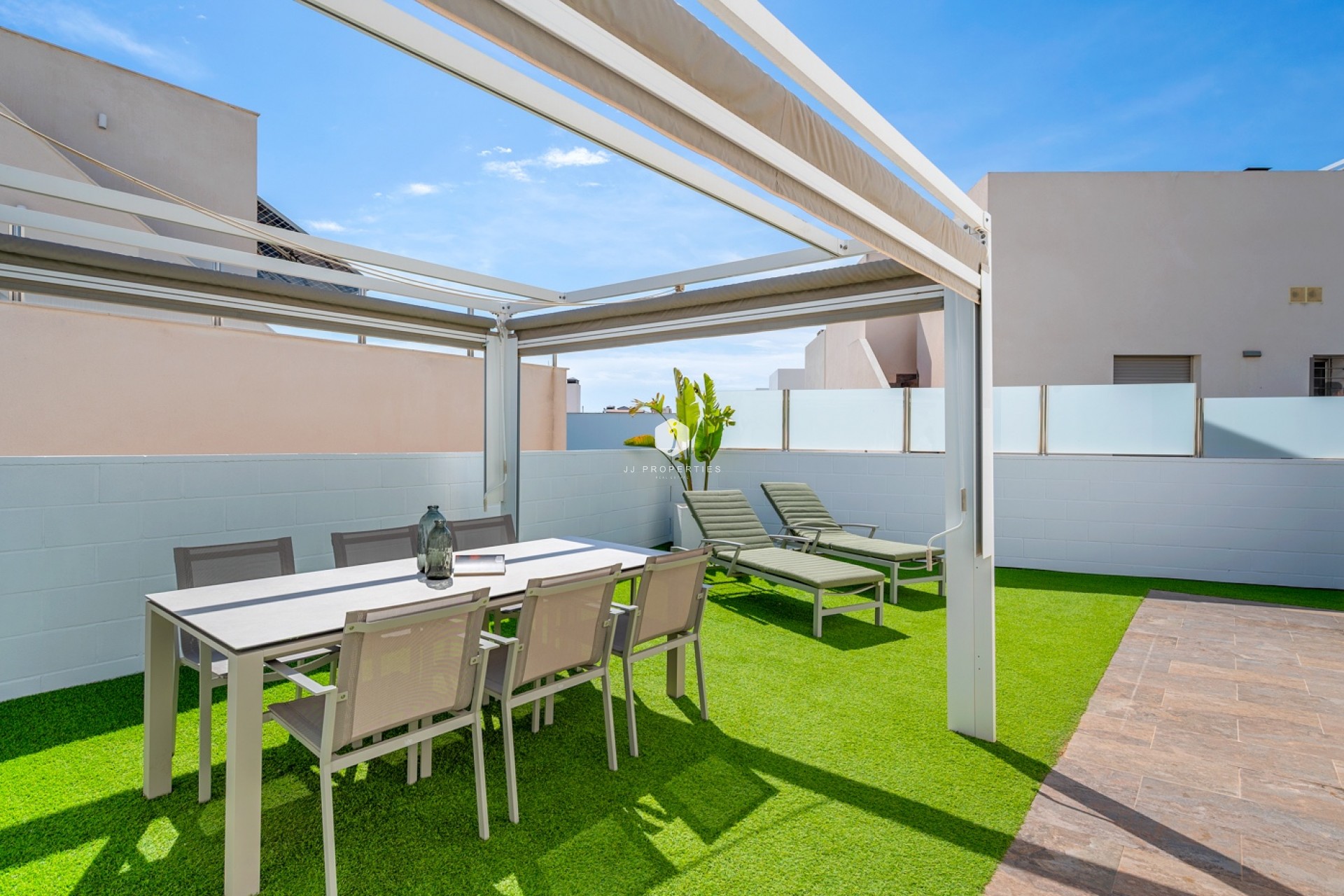 Aus zweiter Hand - Villa -
Orihuela Costa - Costa Blanca