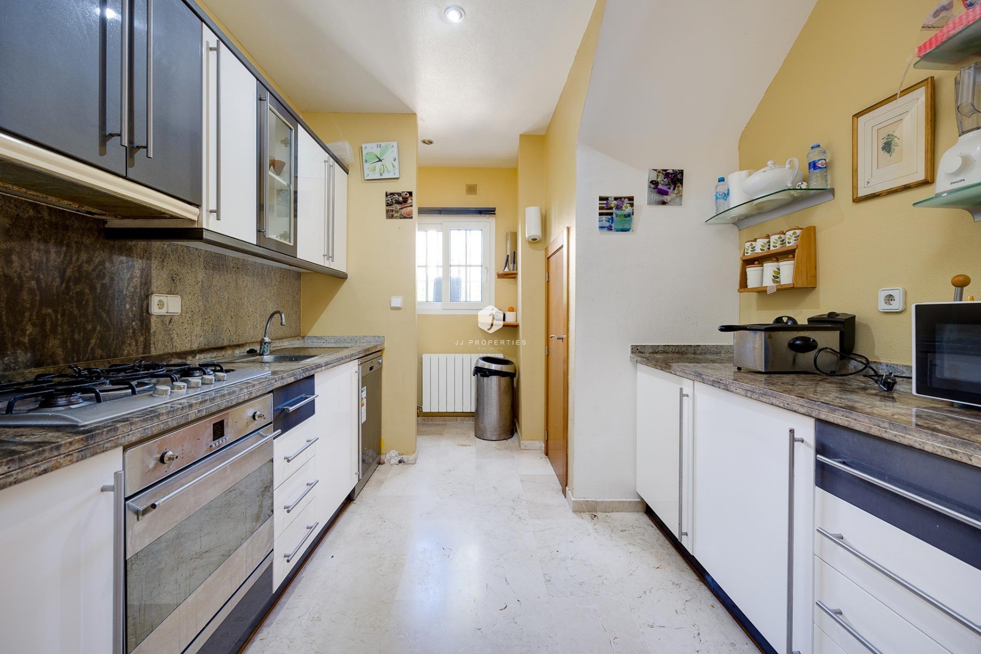 Aus zweiter Hand - Villa -
Orihuela Costa - Costa Blanca