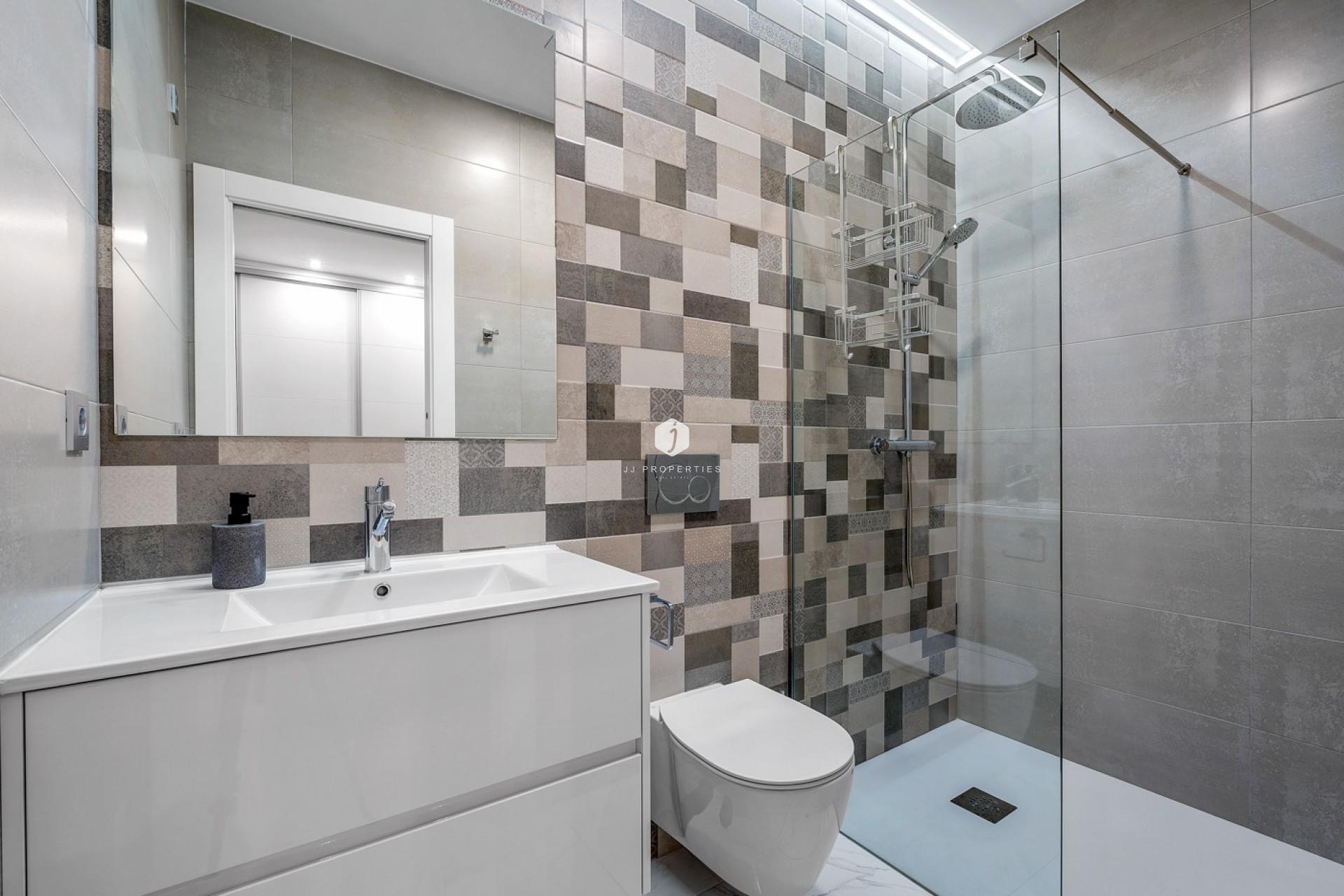 Aus zweiter Hand - Villa -
Orihuela Costa - Costa Blanca