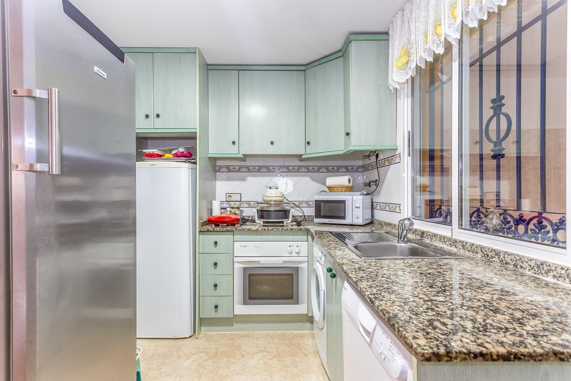 Aus zweiter Hand - Villa -
Orihuela Costa - Costa Blanca