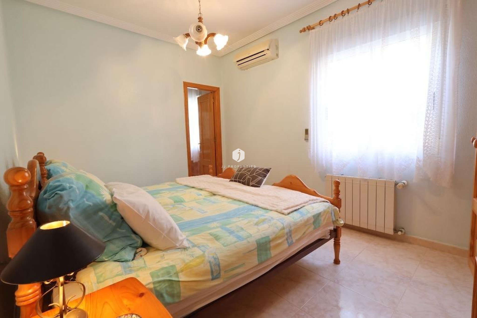 Aus zweiter Hand - Villa -
Orihuela Costa - Costa Blanca