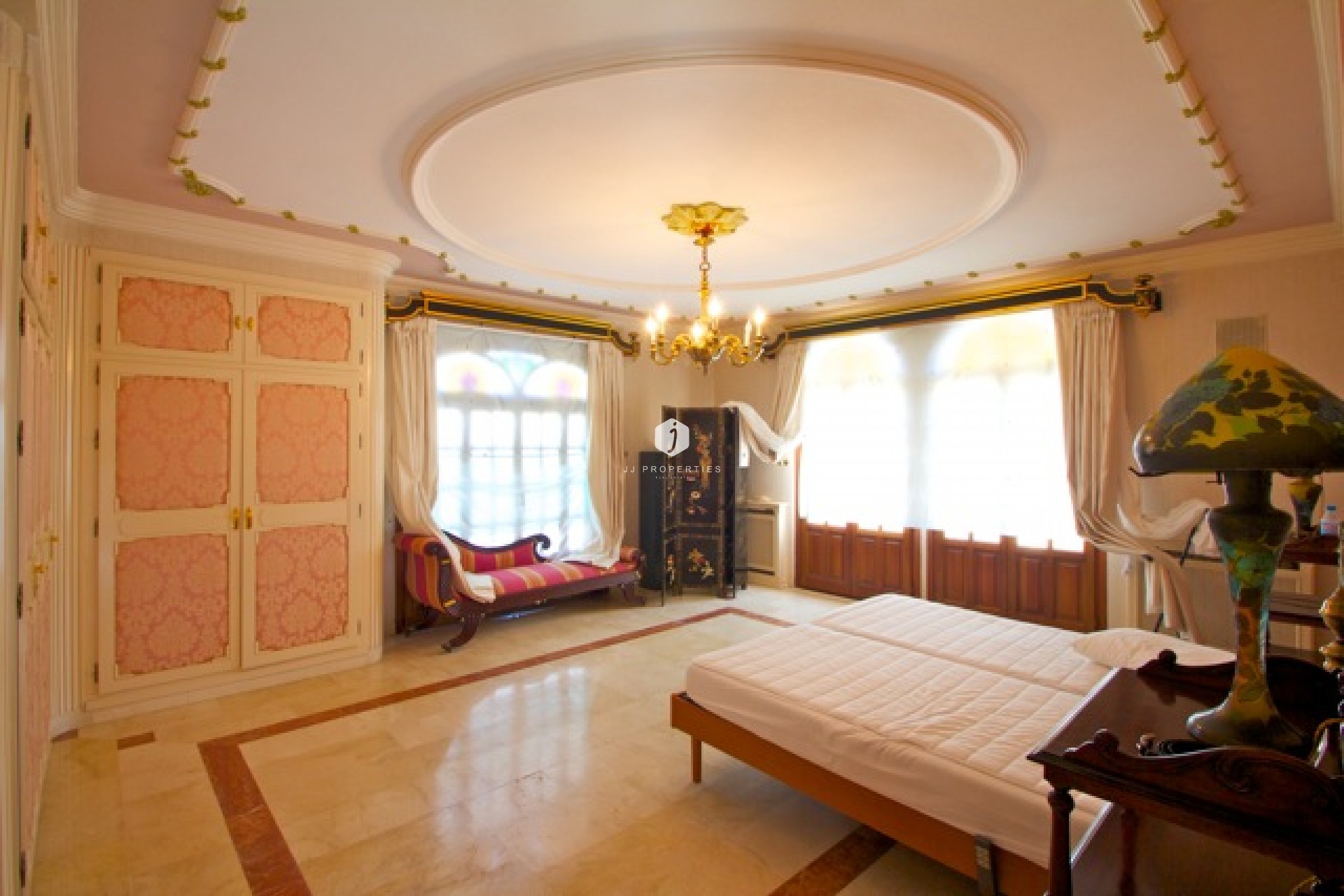 Aus zweiter Hand - Villa -
Orihuela Costa - Costa Blanca