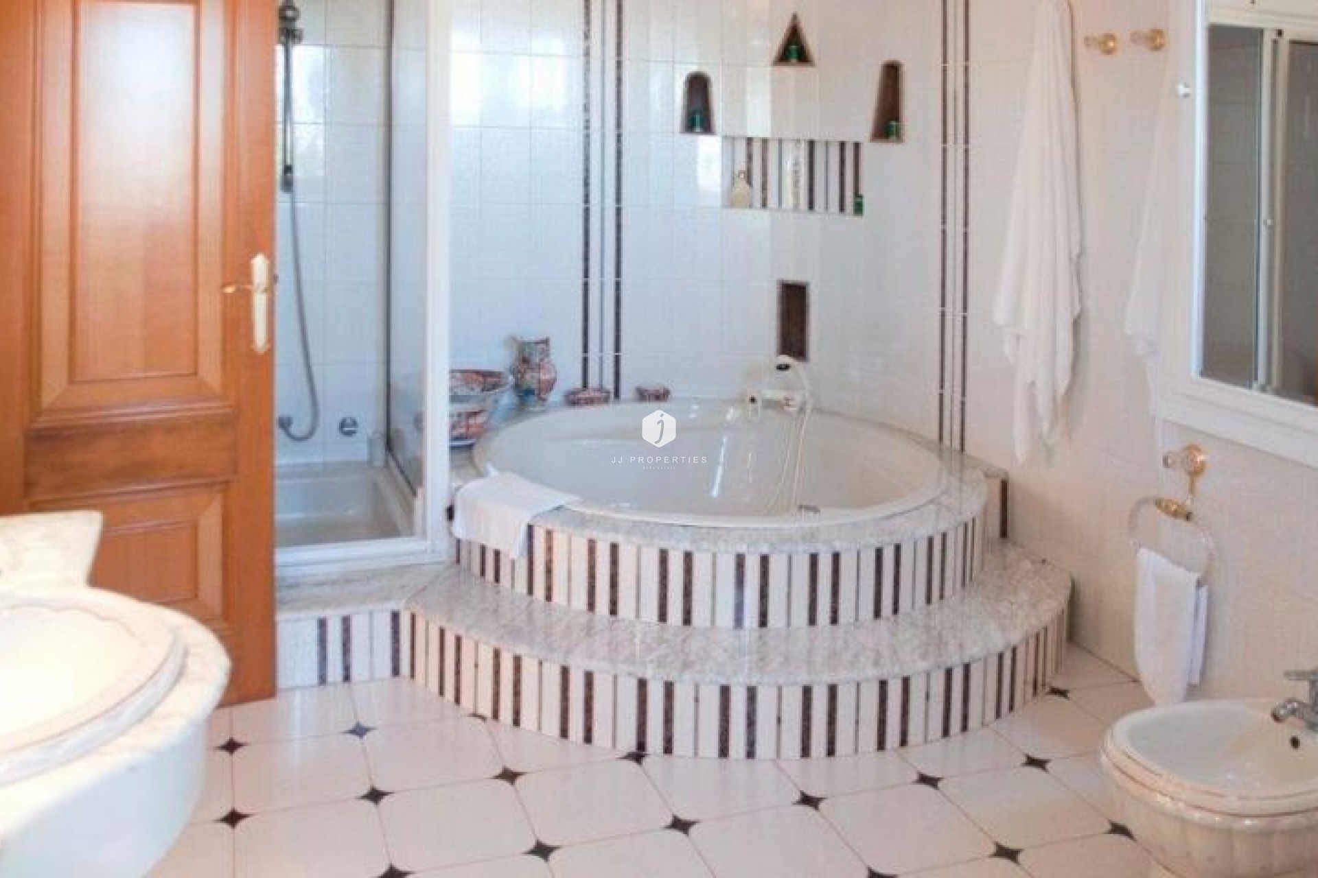 Aus zweiter Hand - Villa -
Orihuela Costa - Costa Blanca