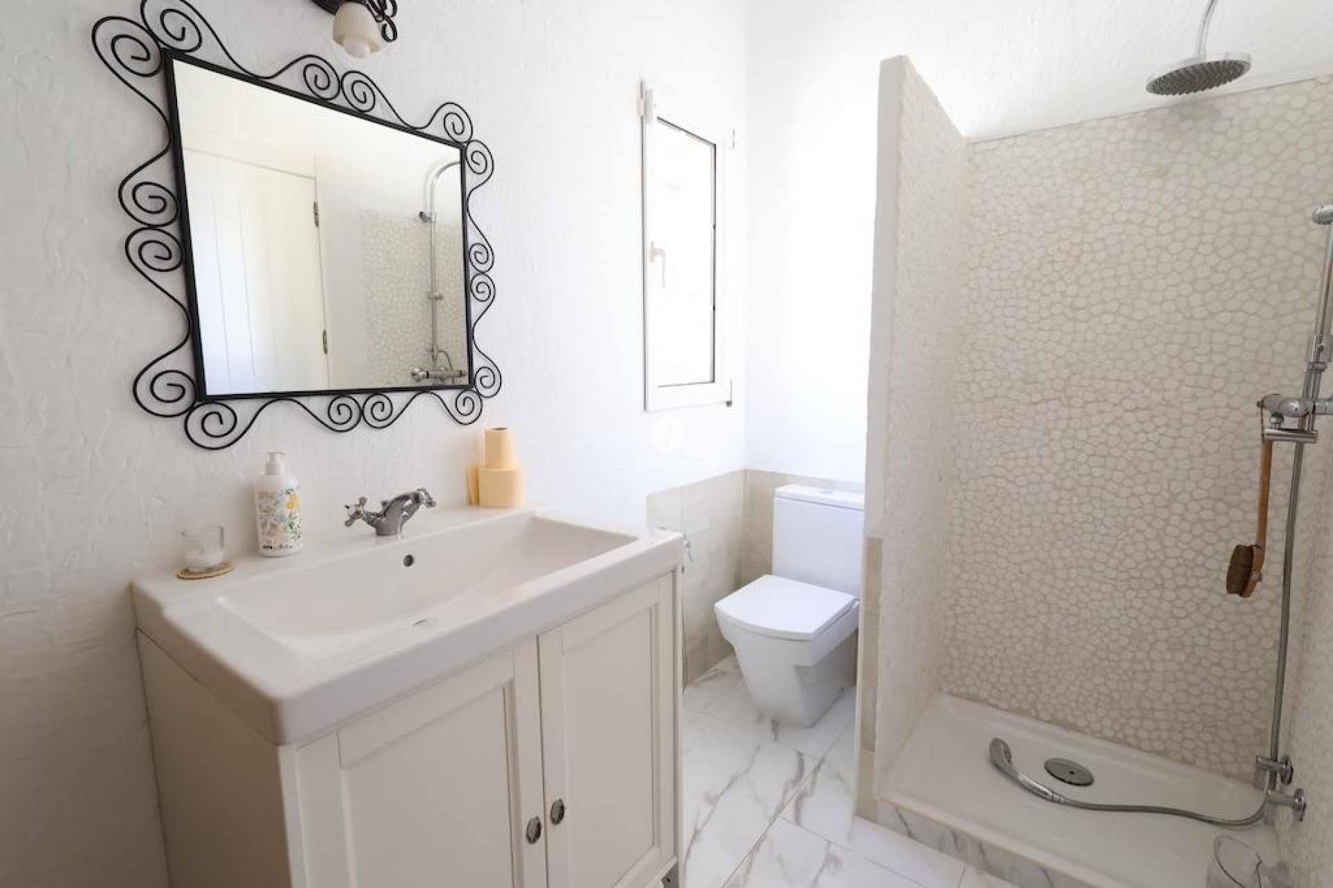 Aus zweiter Hand - Villa -
Orihuela Costa - Costa Blanca