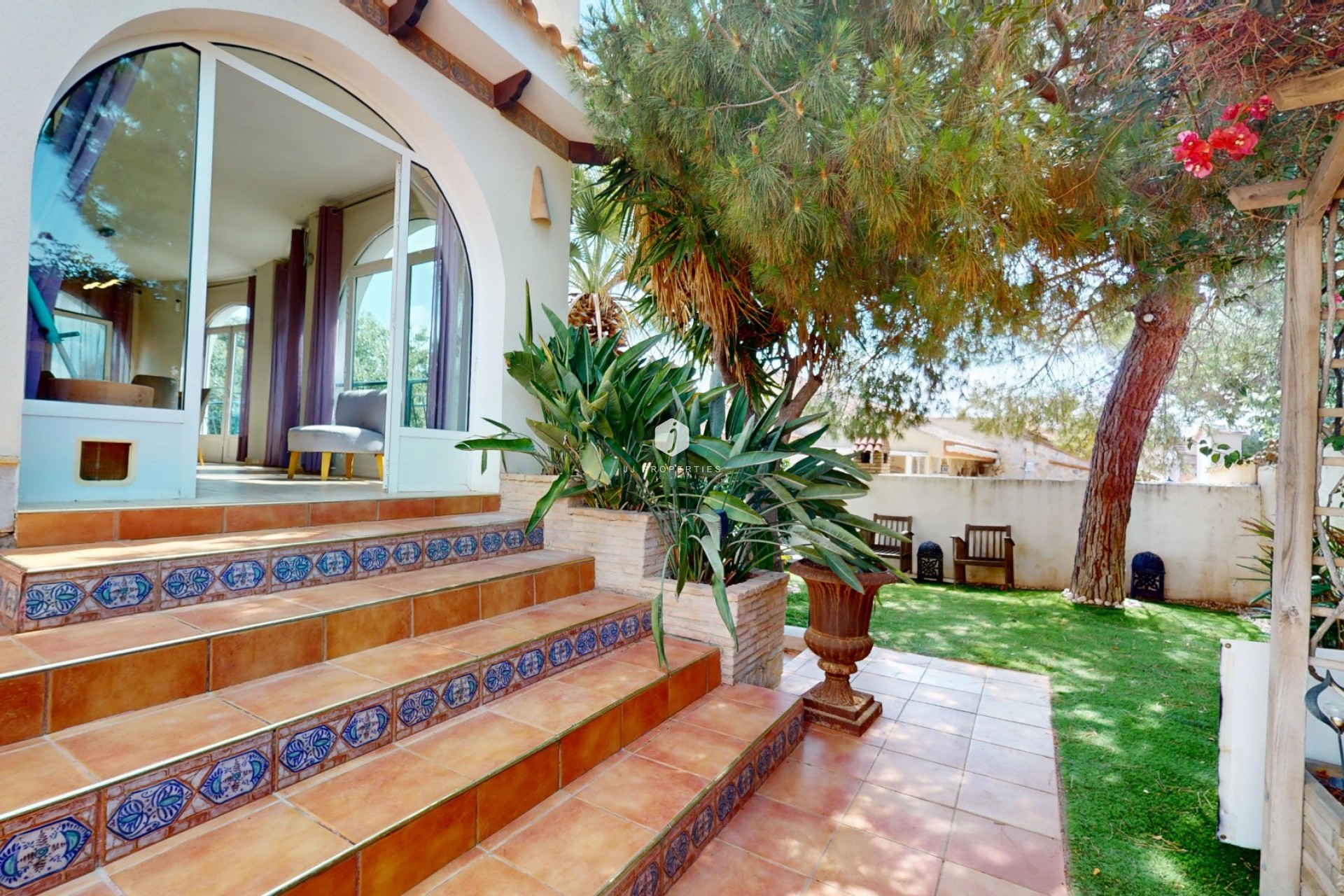 Aus zweiter Hand - Villa -
Orihuela Costa - Costa Blanca