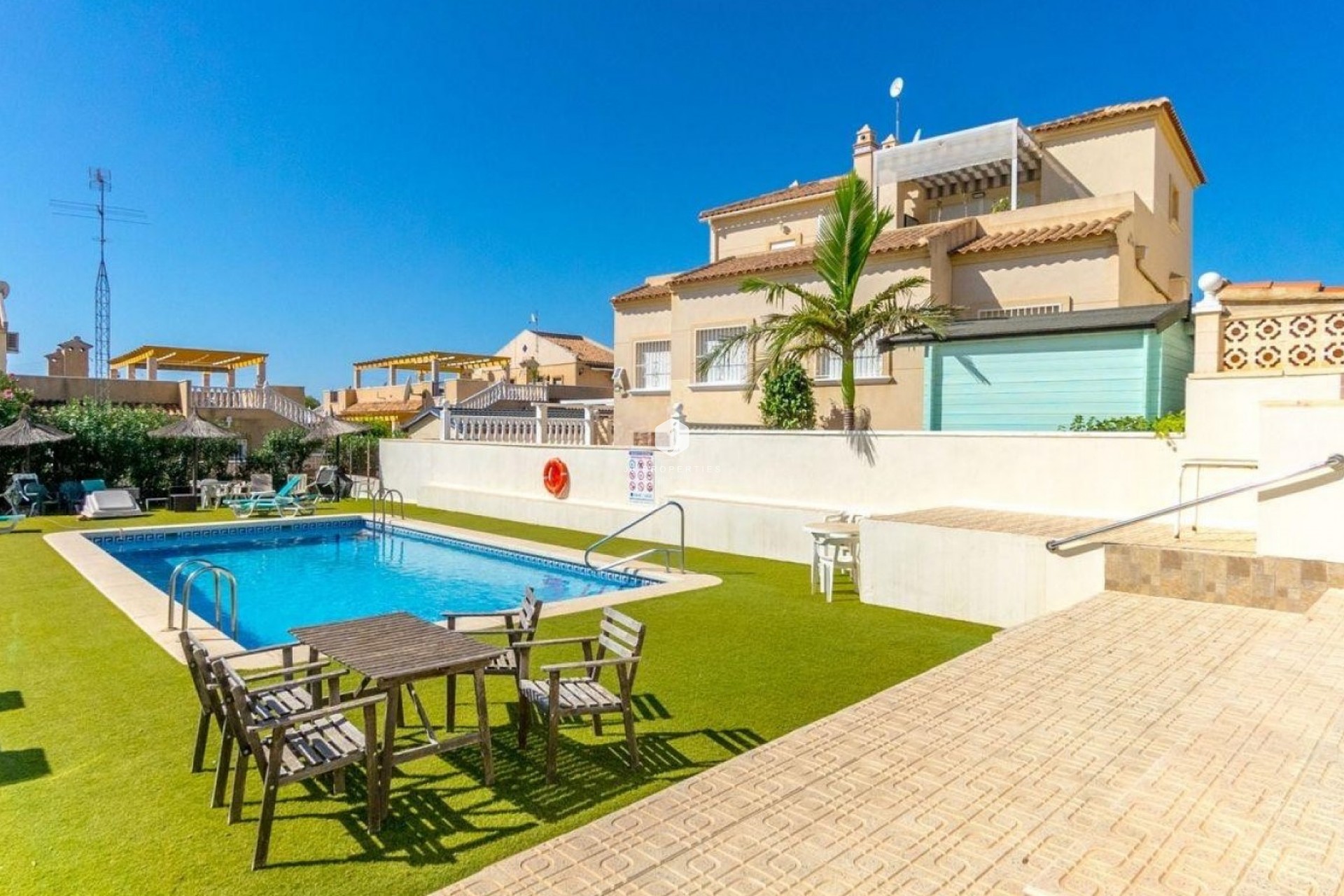 Aus zweiter Hand - Villa -
Orihuela Costa - Costa Blanca