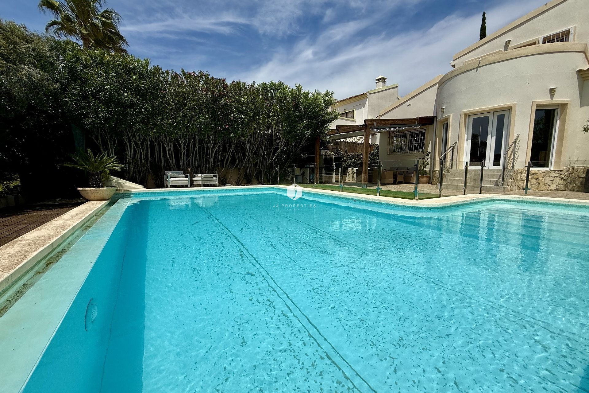 Aus zweiter Hand - Villa -
Orihuela Costa - Costa Blanca