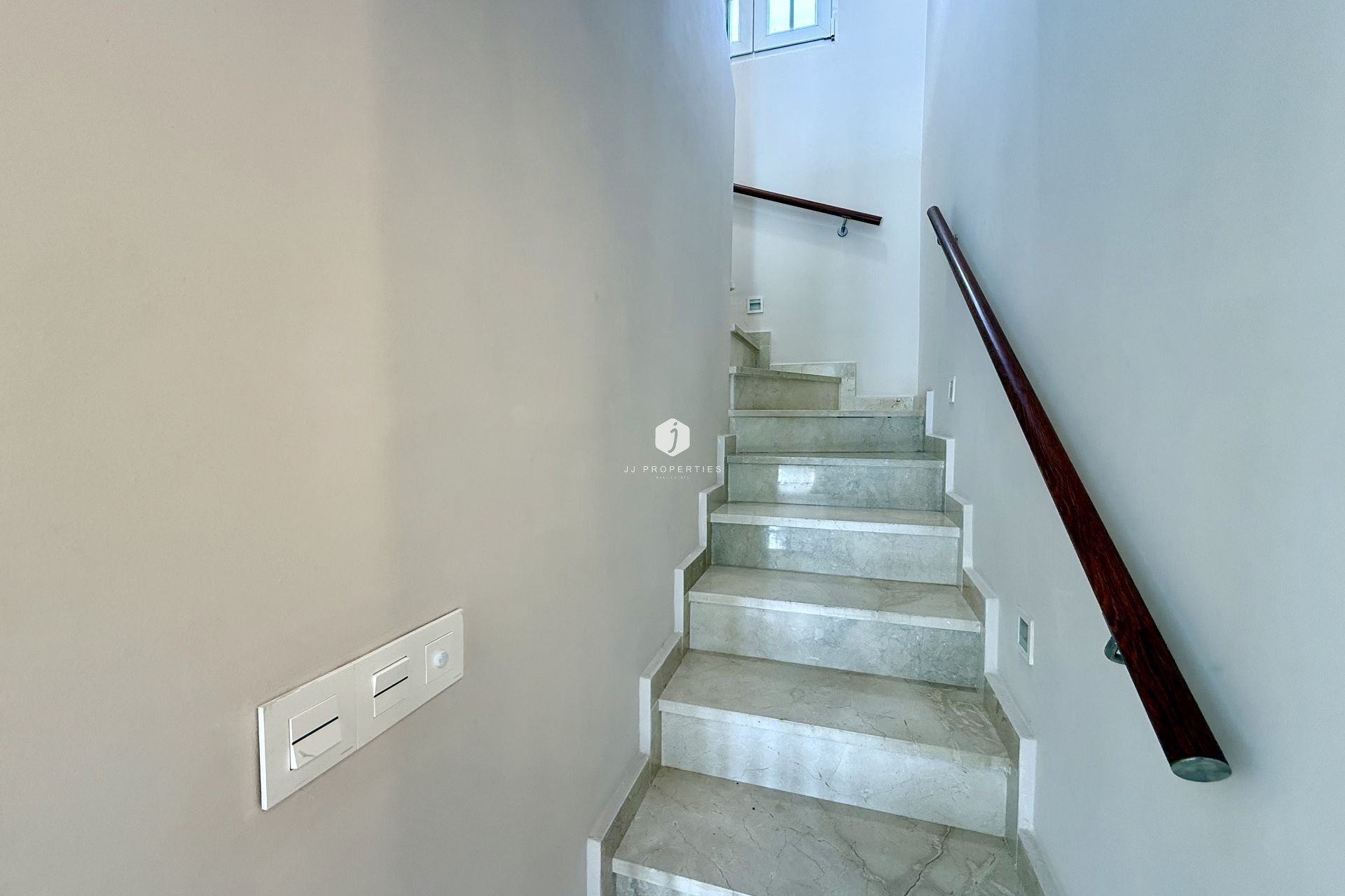 Aus zweiter Hand - Villa -
Orihuela Costa - Costa Blanca