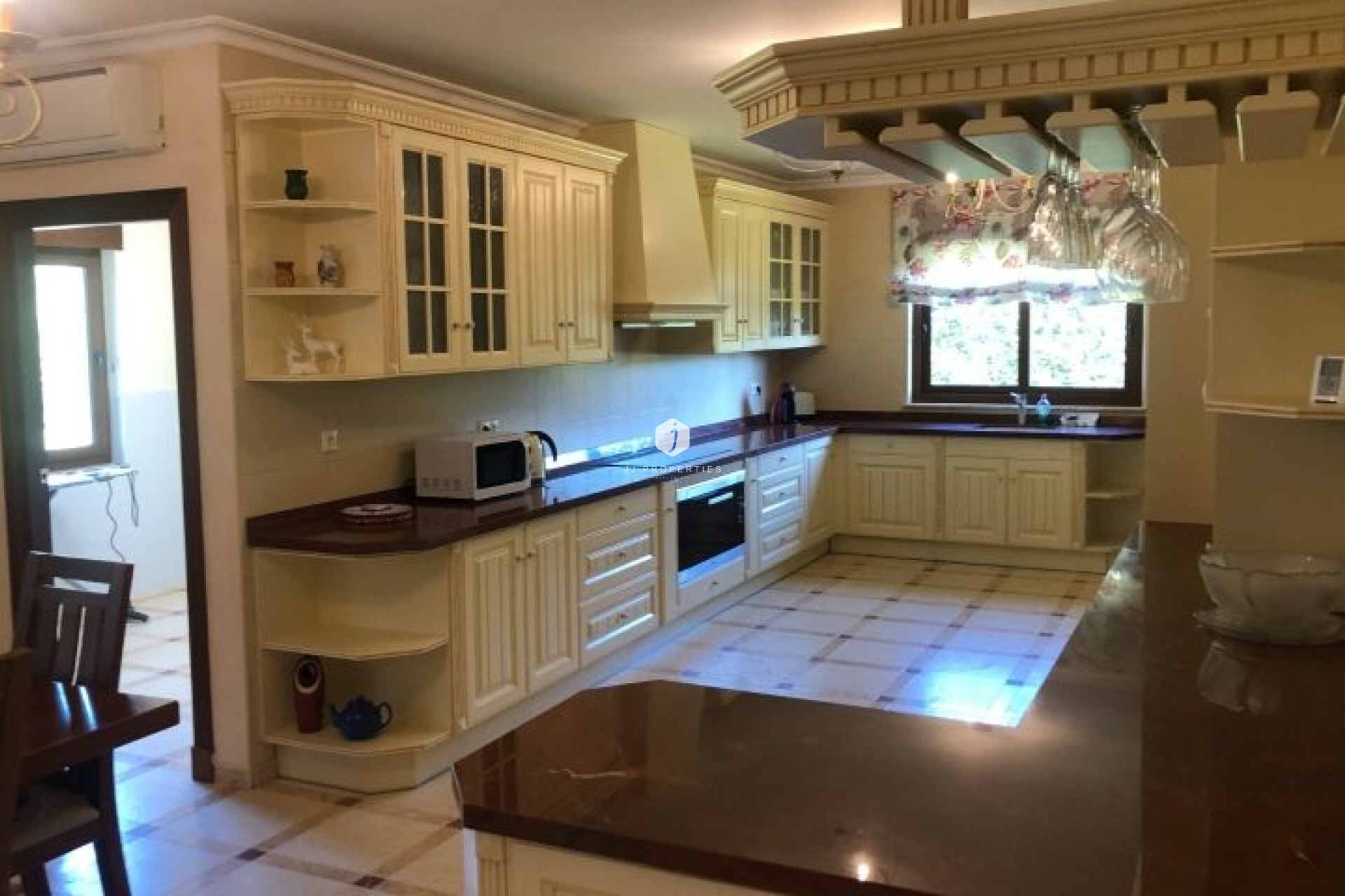 Aus zweiter Hand - Villa -
Orihuela Costa - Costa Blanca