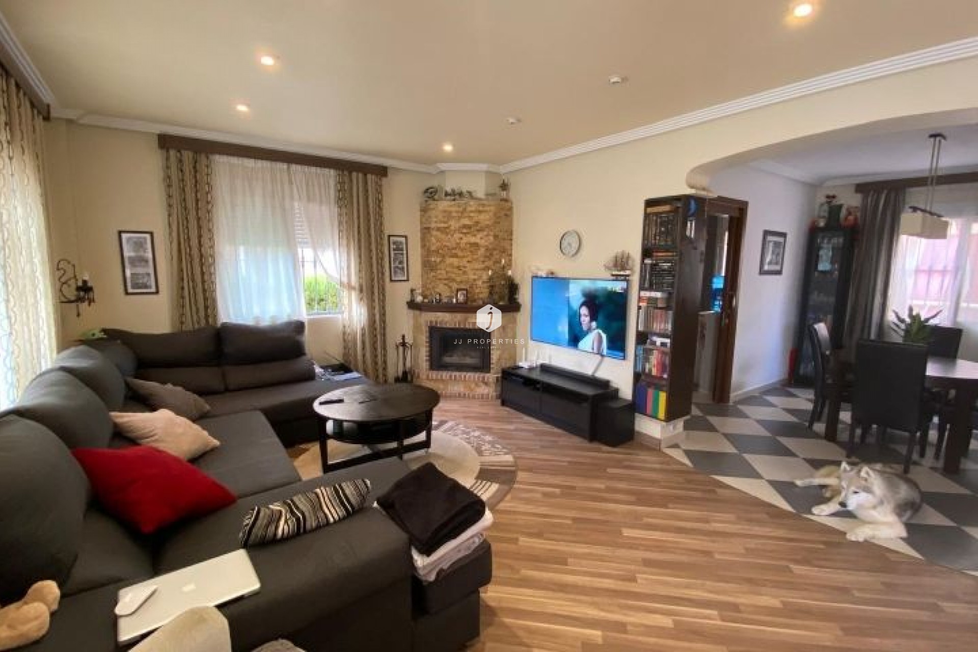 Aus zweiter Hand - Villa -
Orihuela Costa - Costa Blanca