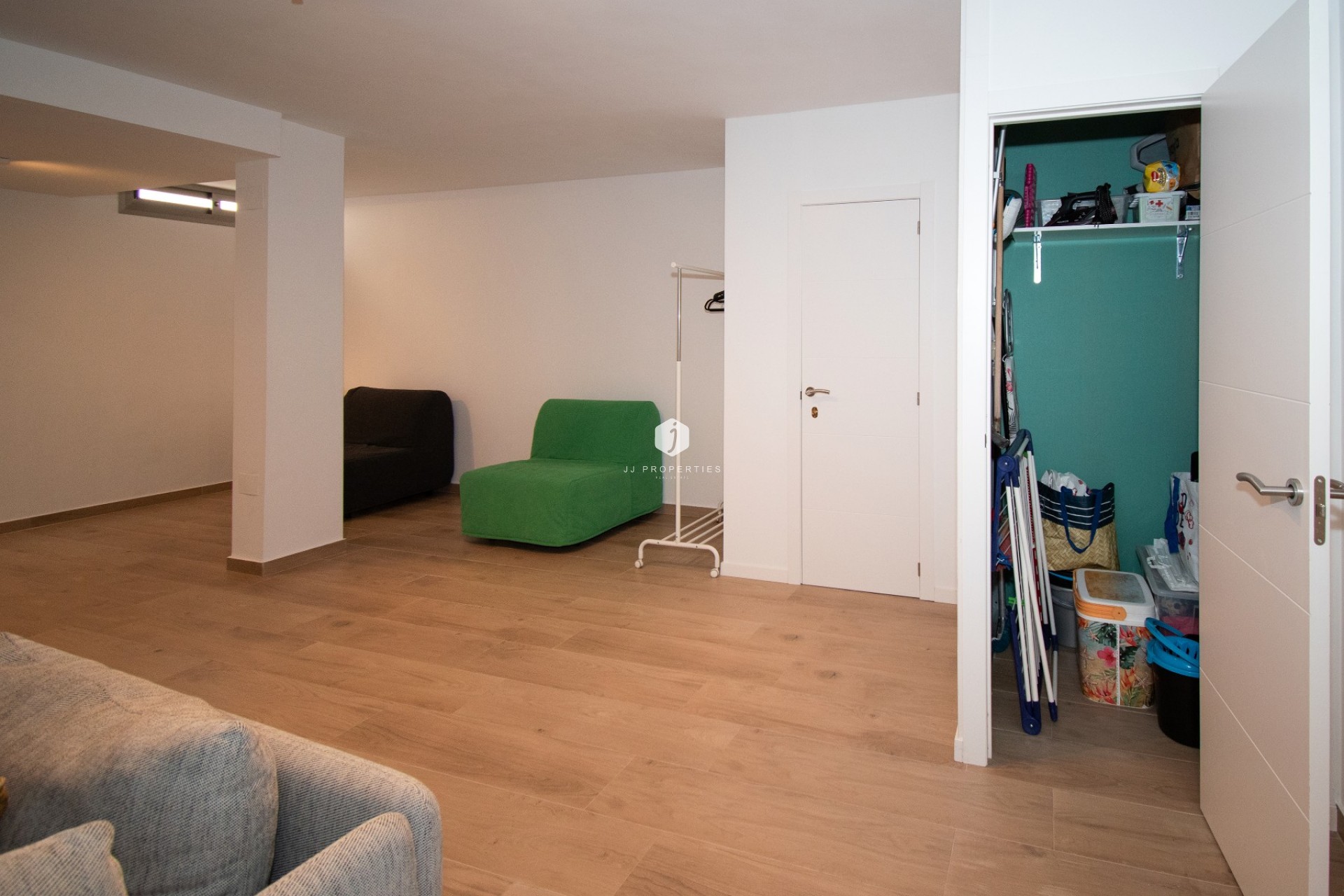 Aus zweiter Hand - Villa -
Orihuela Costa - Costa Blanca