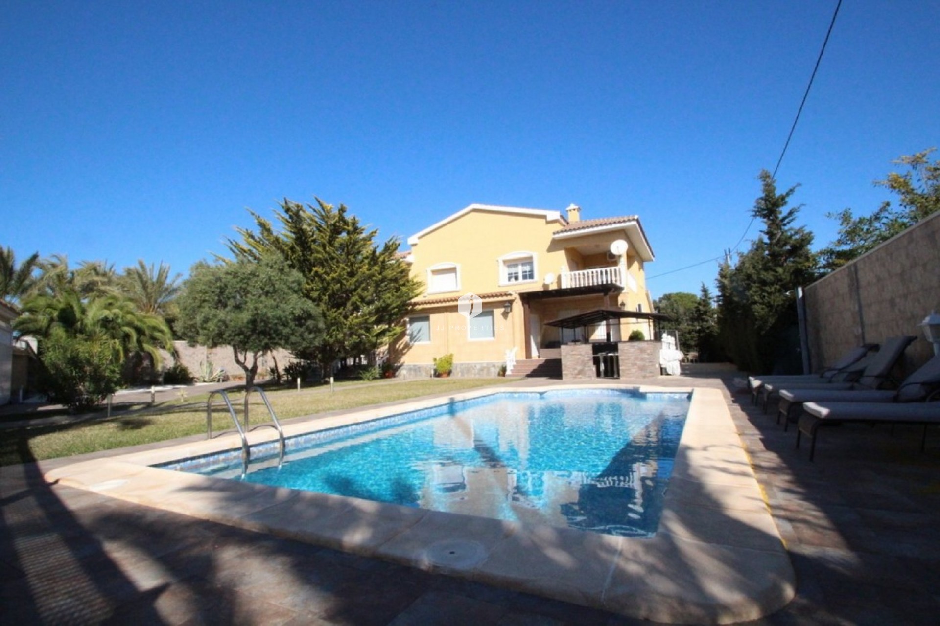 Aus zweiter Hand - Villa -
Orihuela Costa - Costa Blanca