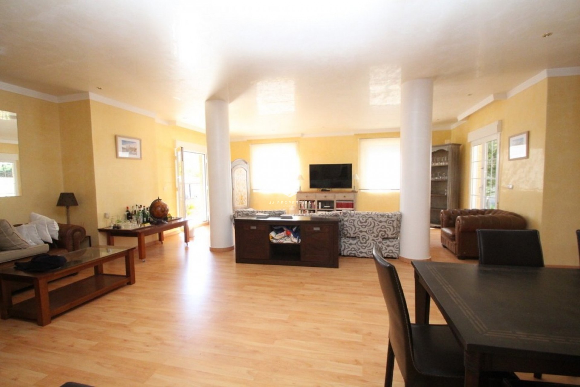 Aus zweiter Hand - Villa -
Orihuela Costa - Costa Blanca