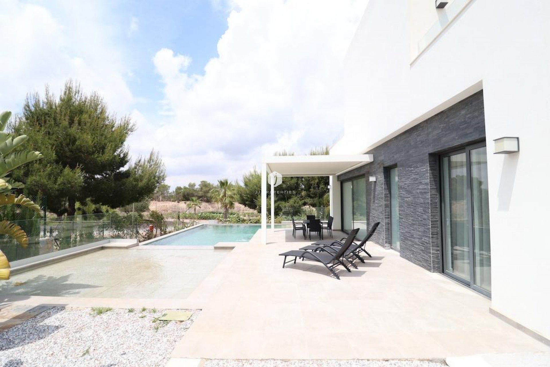 Aus zweiter Hand - Villa -
Orihuela Costa - Costa Blanca