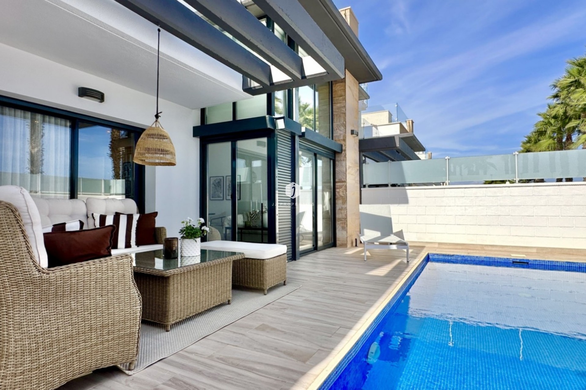 Aus zweiter Hand - Villa -
Orihuela Costa - Costa Blanca