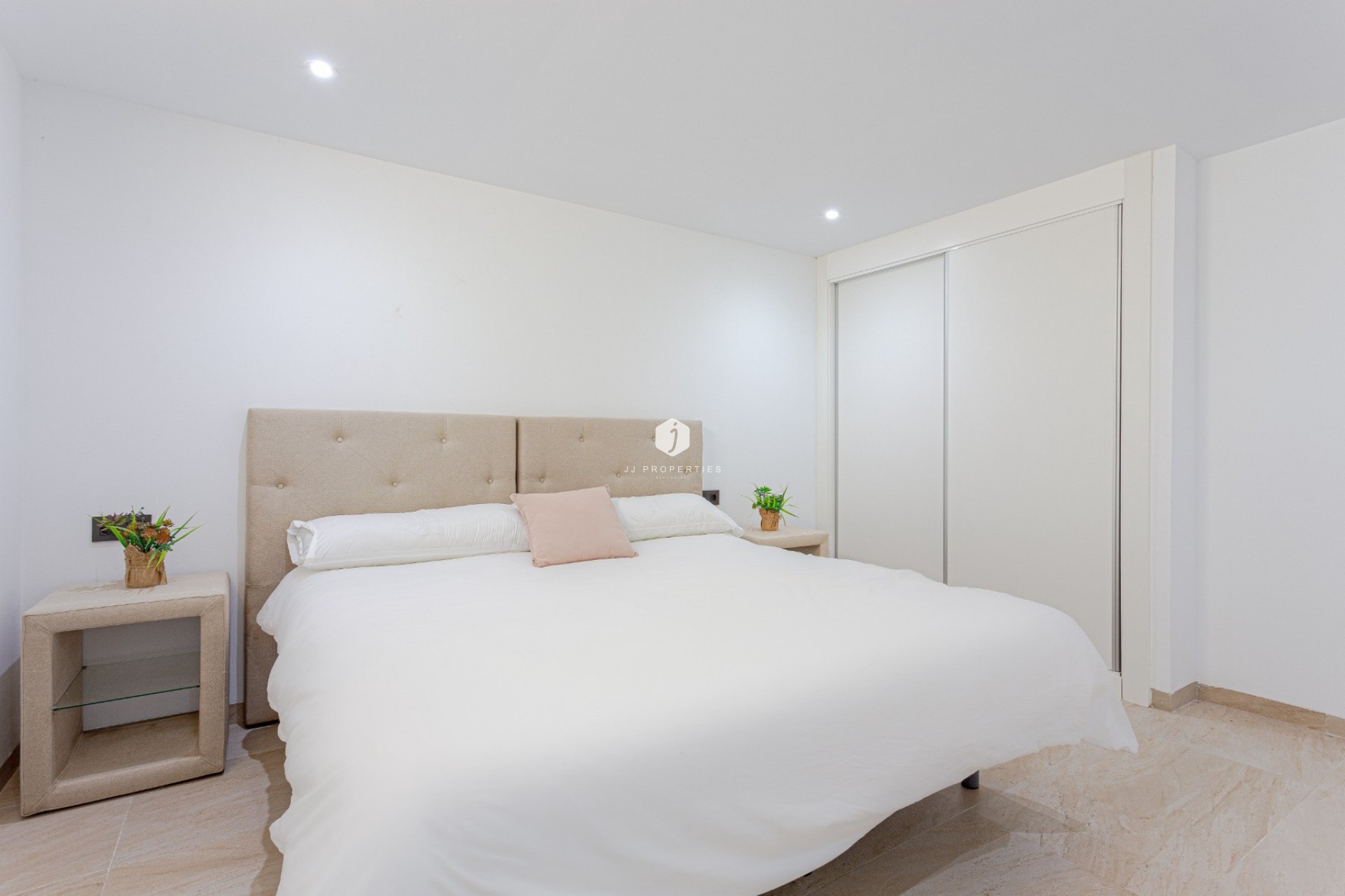 Aus zweiter Hand - Villa -
Orihuela Costa - Costa Blanca