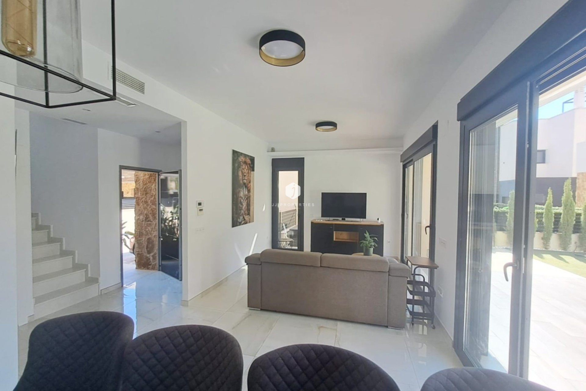 Aus zweiter Hand - Villa -
Orihuela Costa - Costa Blanca