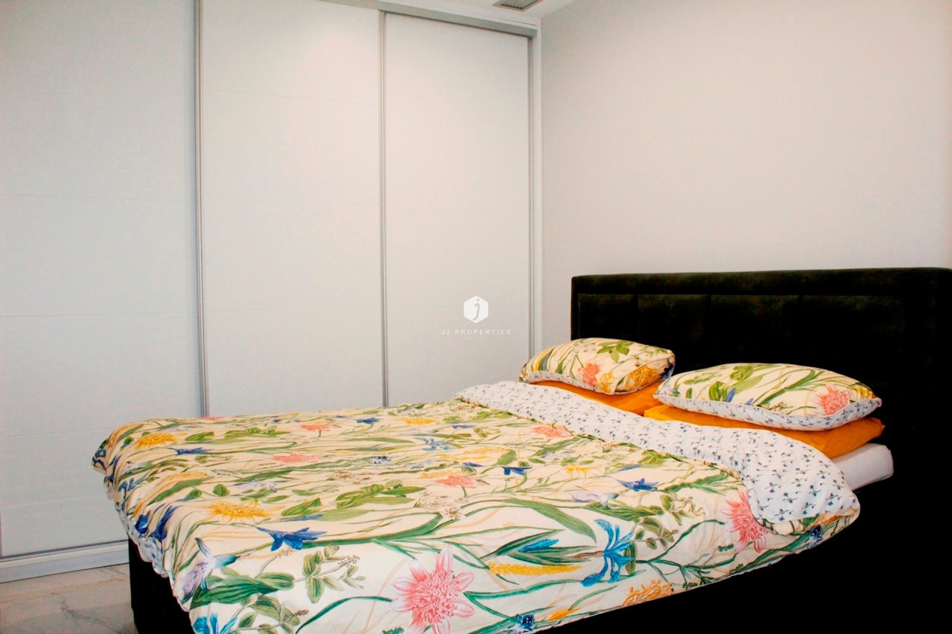 Aus zweiter Hand - Villa -
Orihuela Costa - Costa Blanca