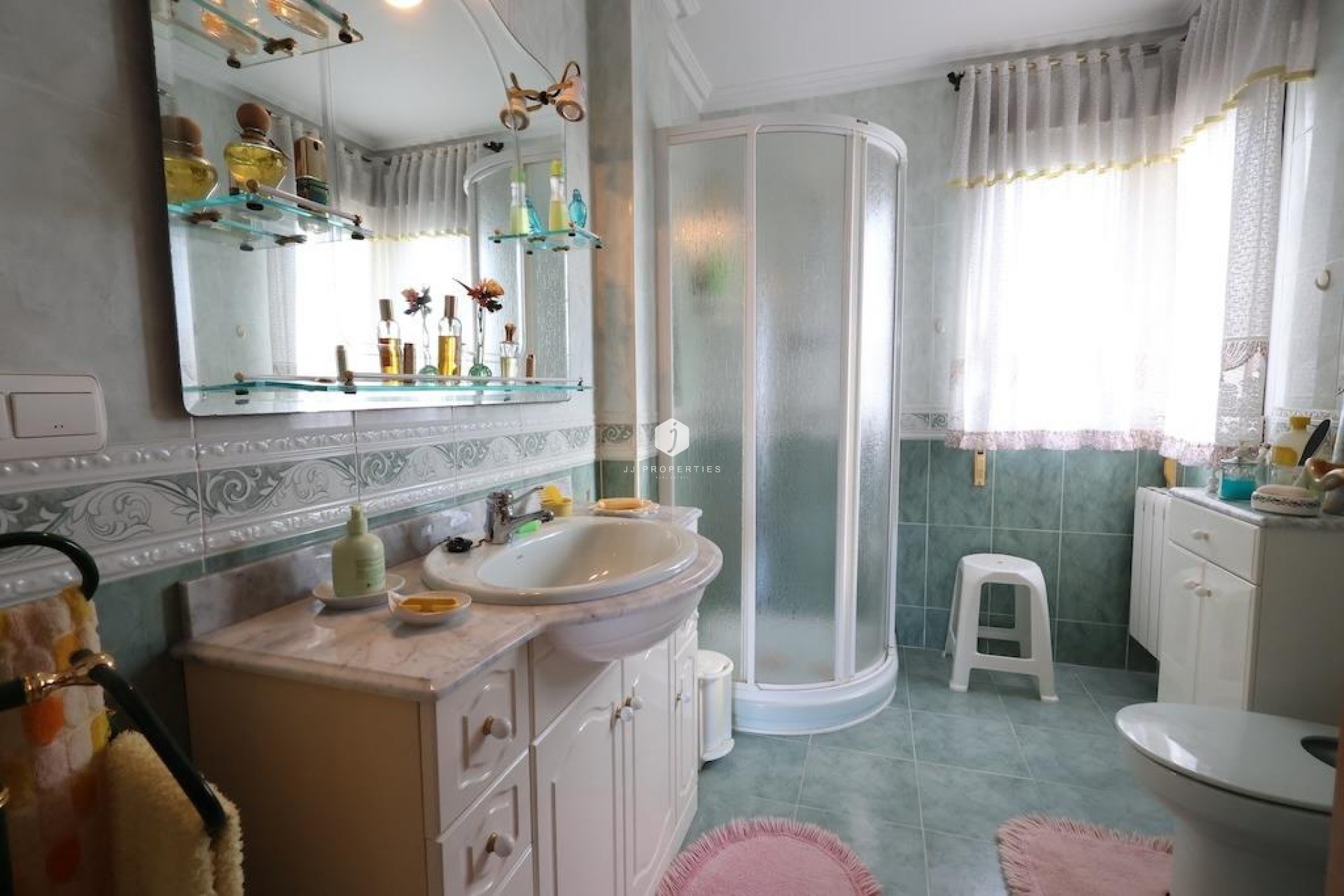 Aus zweiter Hand - Villa -
Orihuela Costa - Costa Blanca