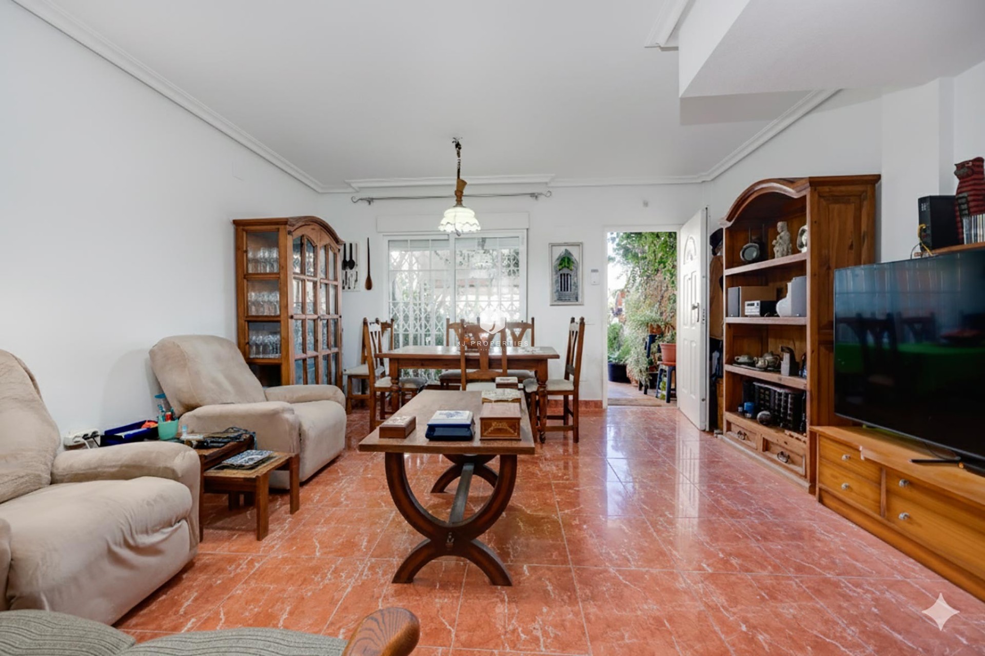 Aus zweiter Hand - Villa -
Orihuela Costa - Costa Blanca