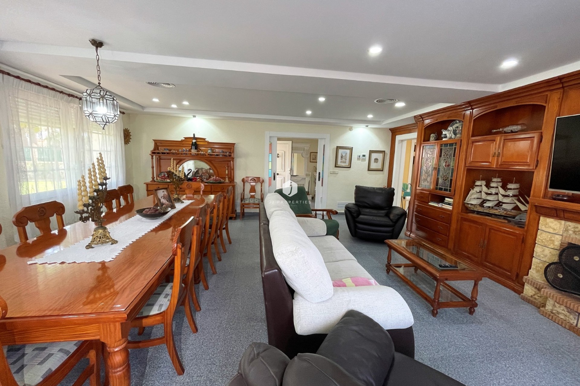 Aus zweiter Hand - Villa -
Orihuela Costa - Costa Blanca