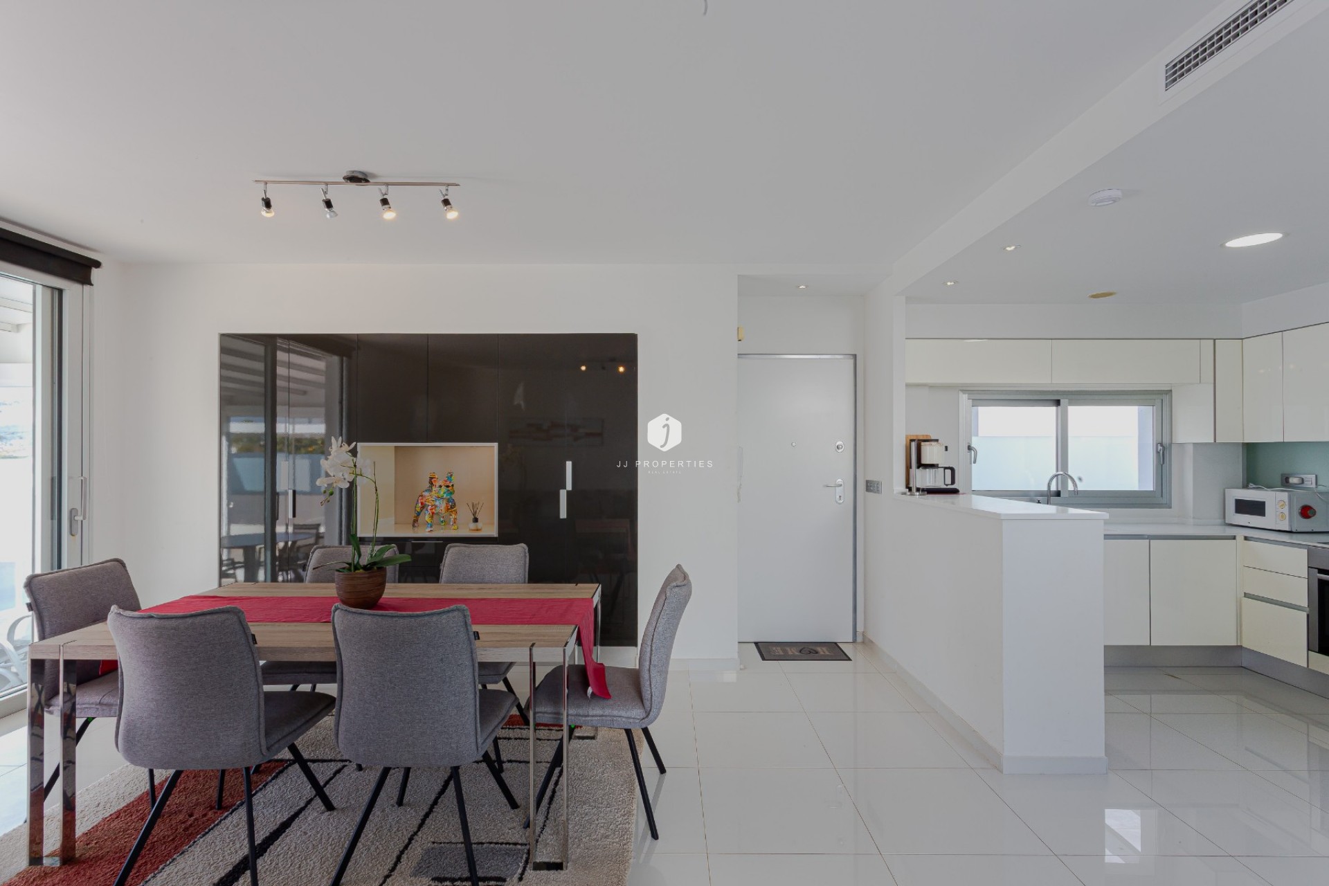 Aus zweiter Hand - Villa -
Orihuela Costa - Costa Blanca