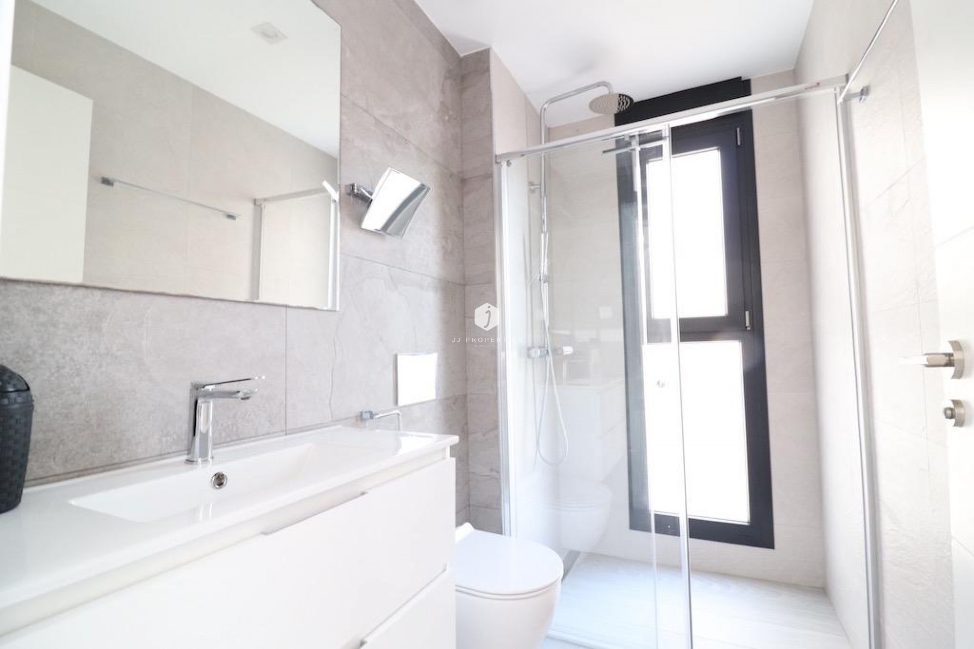 Aus zweiter Hand - Villa -
Orihuela Costa - Costa Blanca