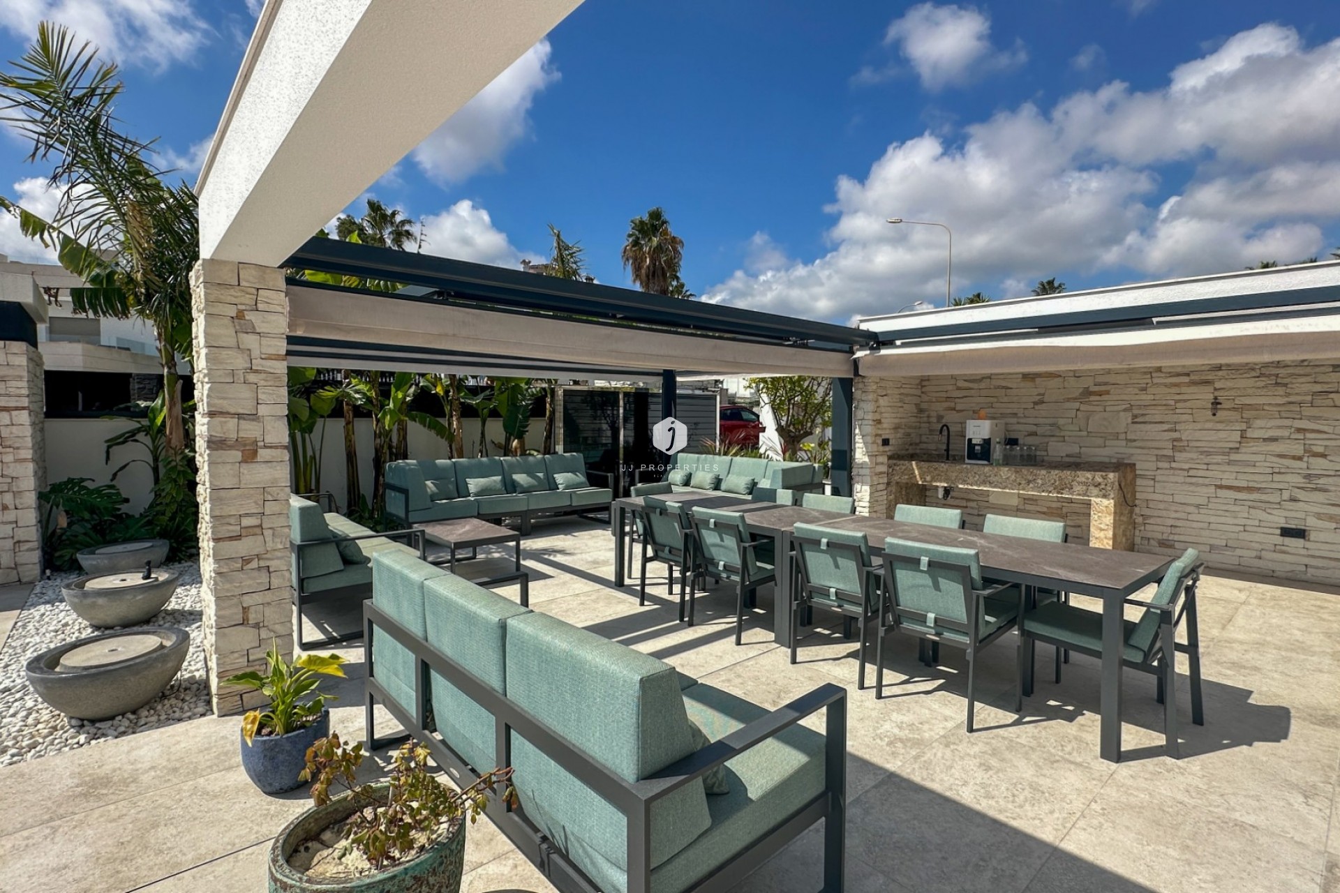 Aus zweiter Hand - Villa -
Orihuela Costa - Costa Blanca