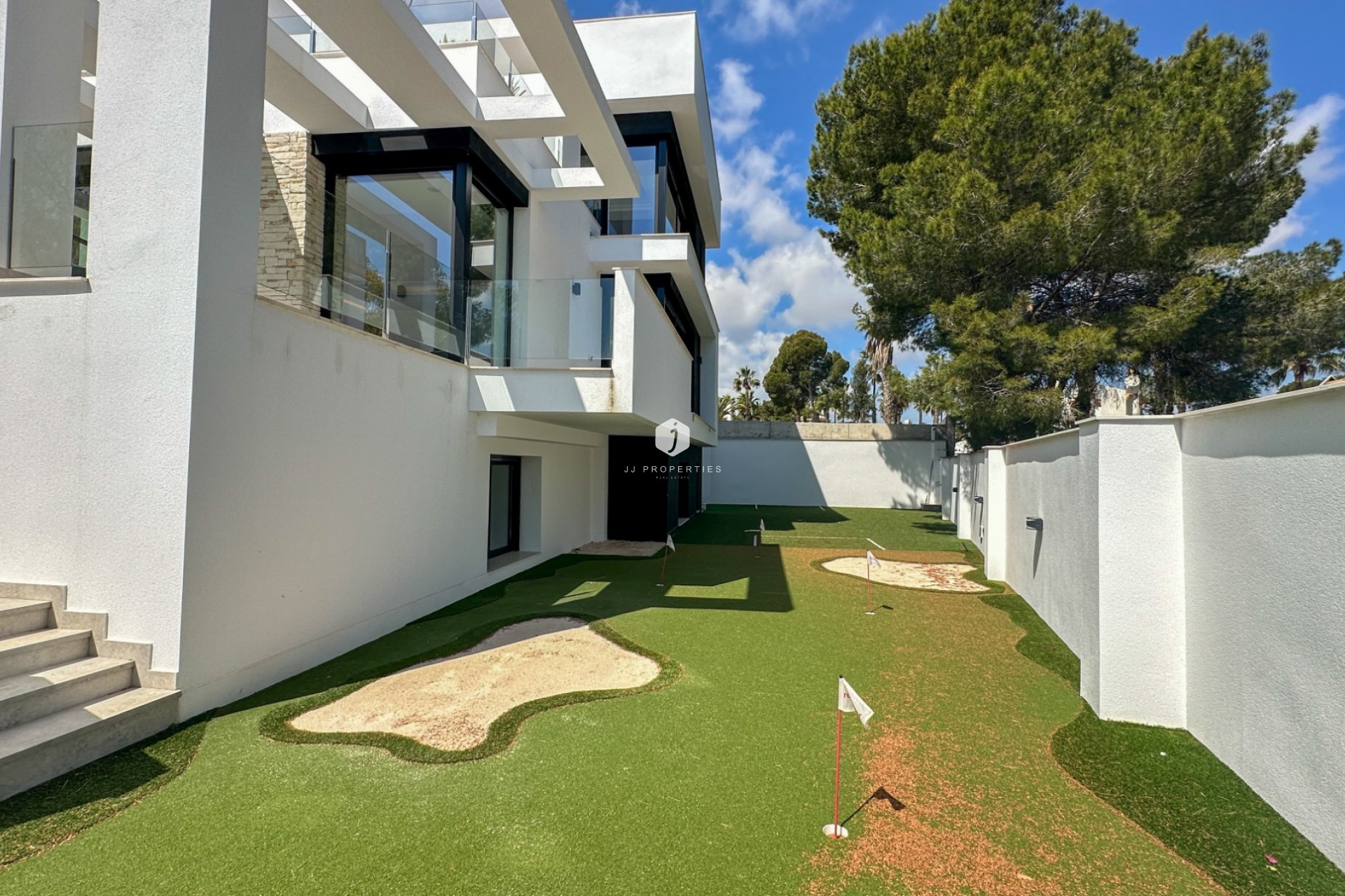 Aus zweiter Hand - Villa -
Orihuela Costa - Costa Blanca