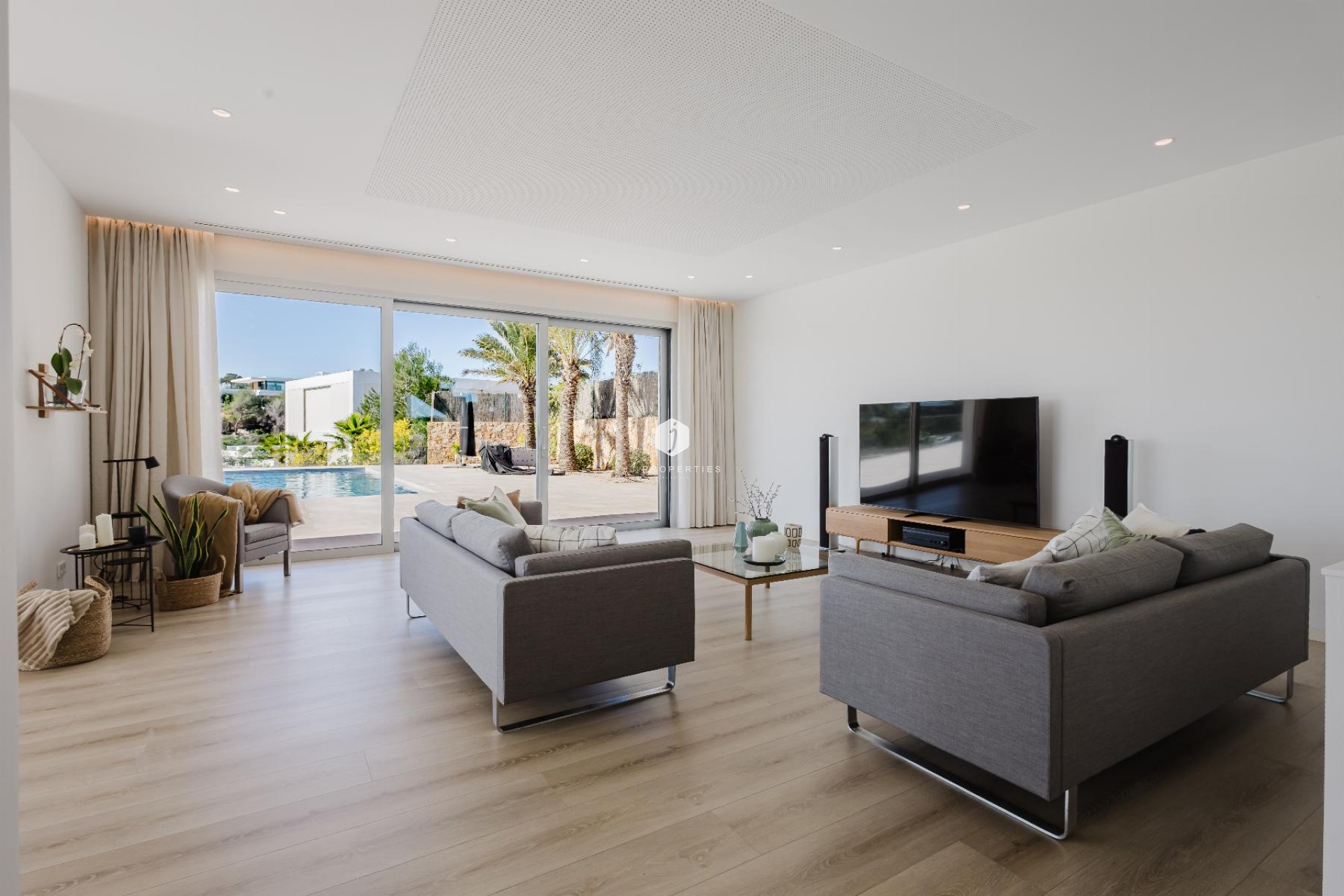 Aus zweiter Hand - Villa -
Orihuela Costa - Costa Blanca