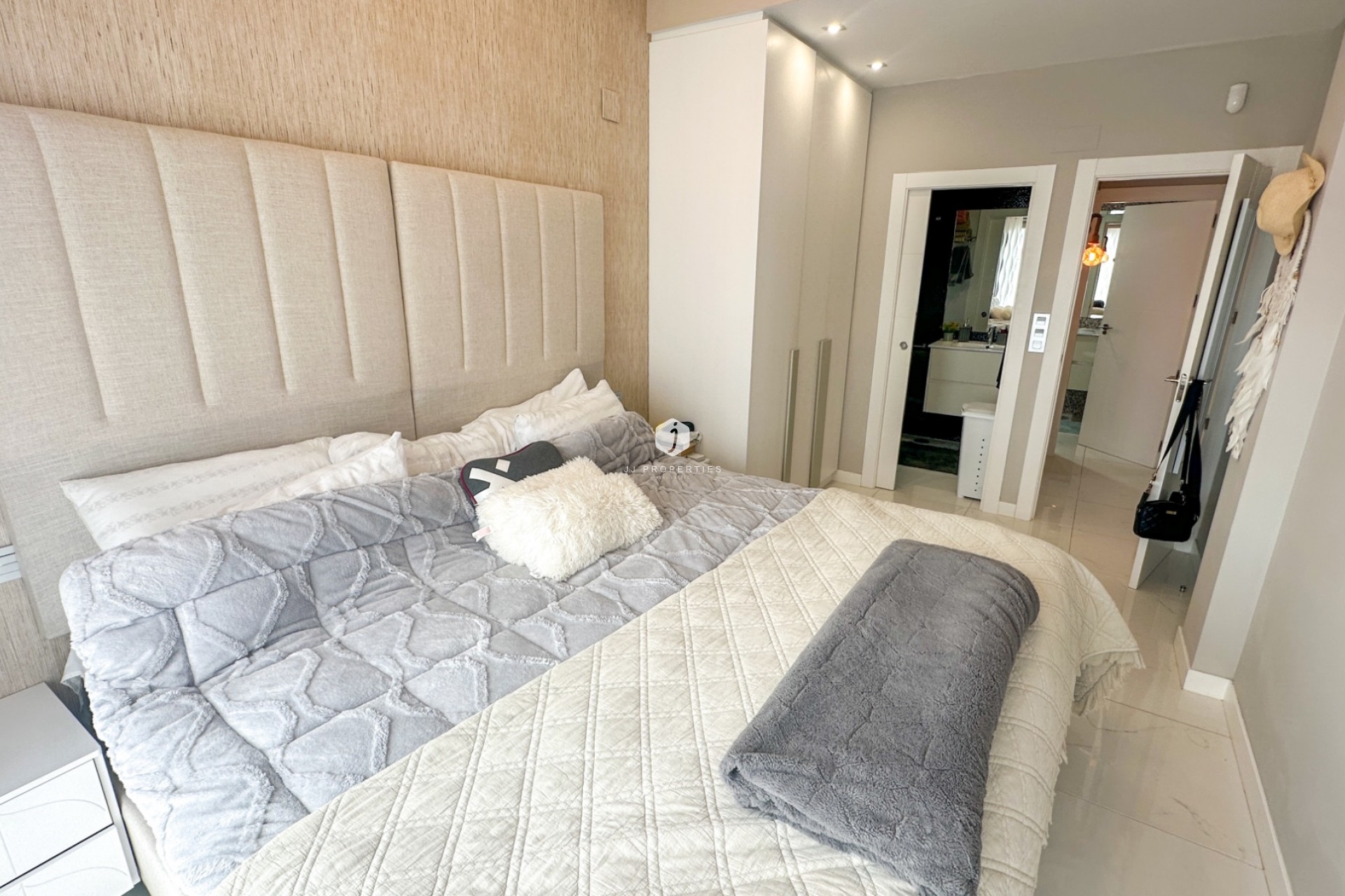 Aus zweiter Hand - Villa -
Orihuela Costa - Costa Blanca