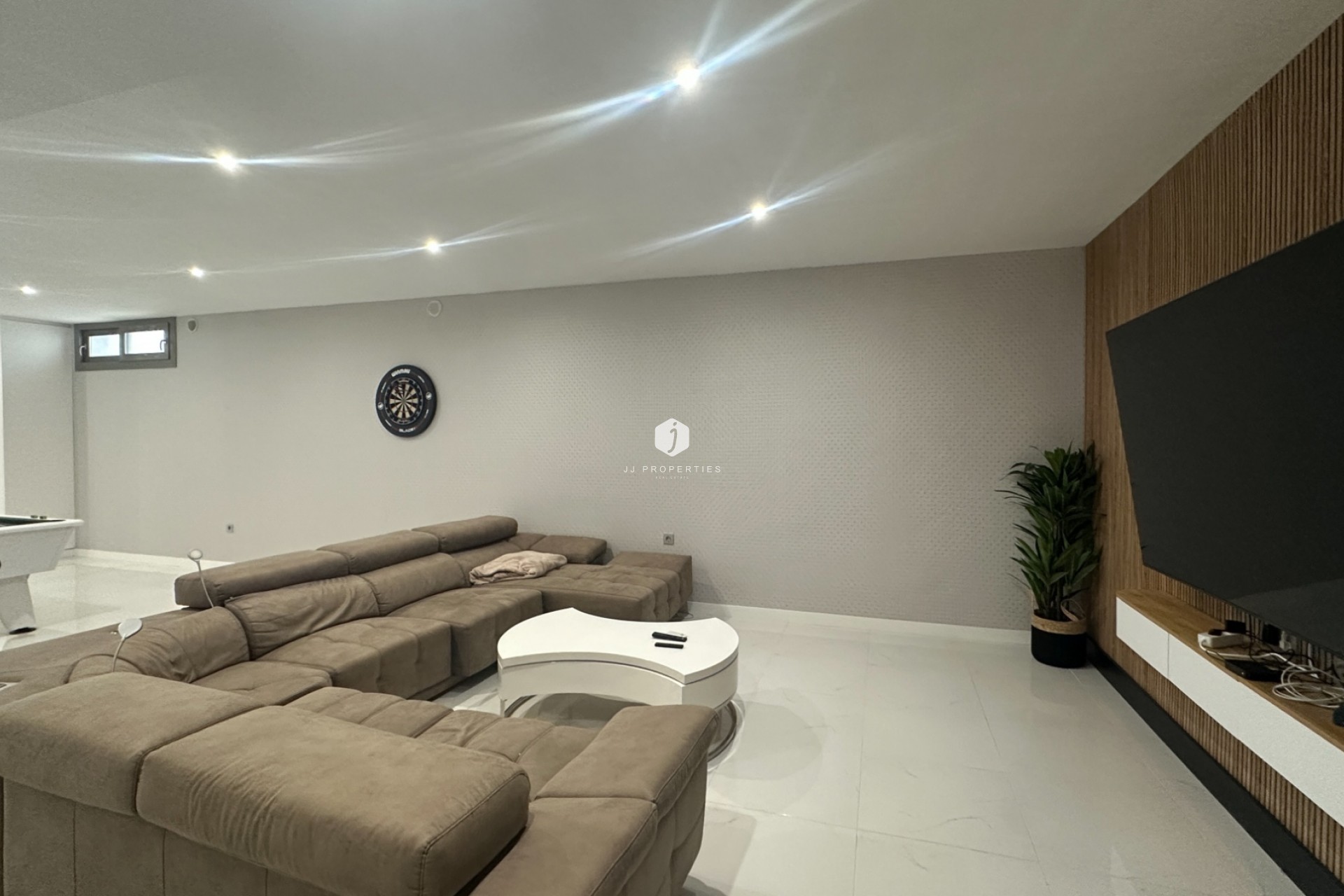 Aus zweiter Hand - Villa -
Orihuela Costa - Costa Blanca