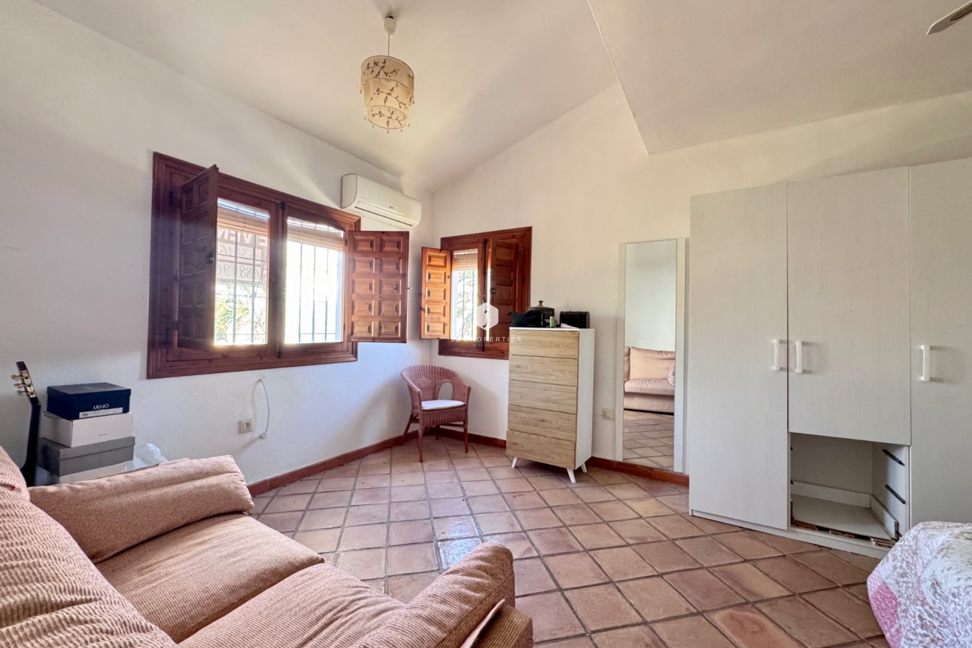 Aus zweiter Hand - Villa -
Orihuela Costa - Costa Blanca
