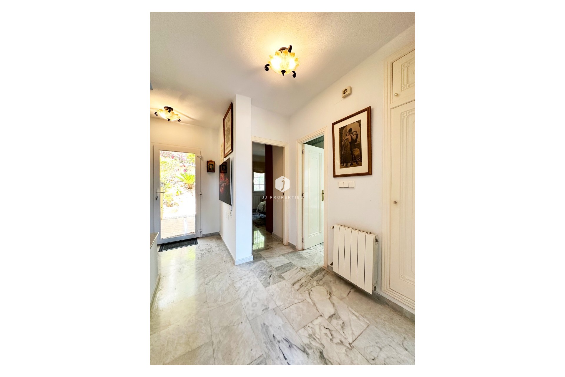 Aus zweiter Hand - Villa -
Orihuela Costa - Costa Blanca