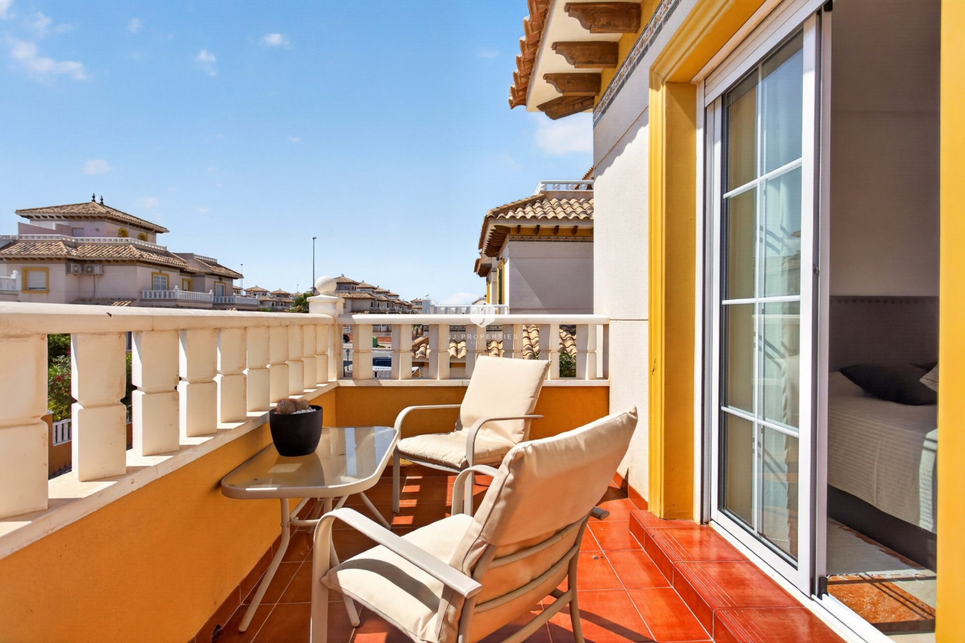 Aus zweiter Hand - Villa -
Orihuela Costa - Costa Blanca