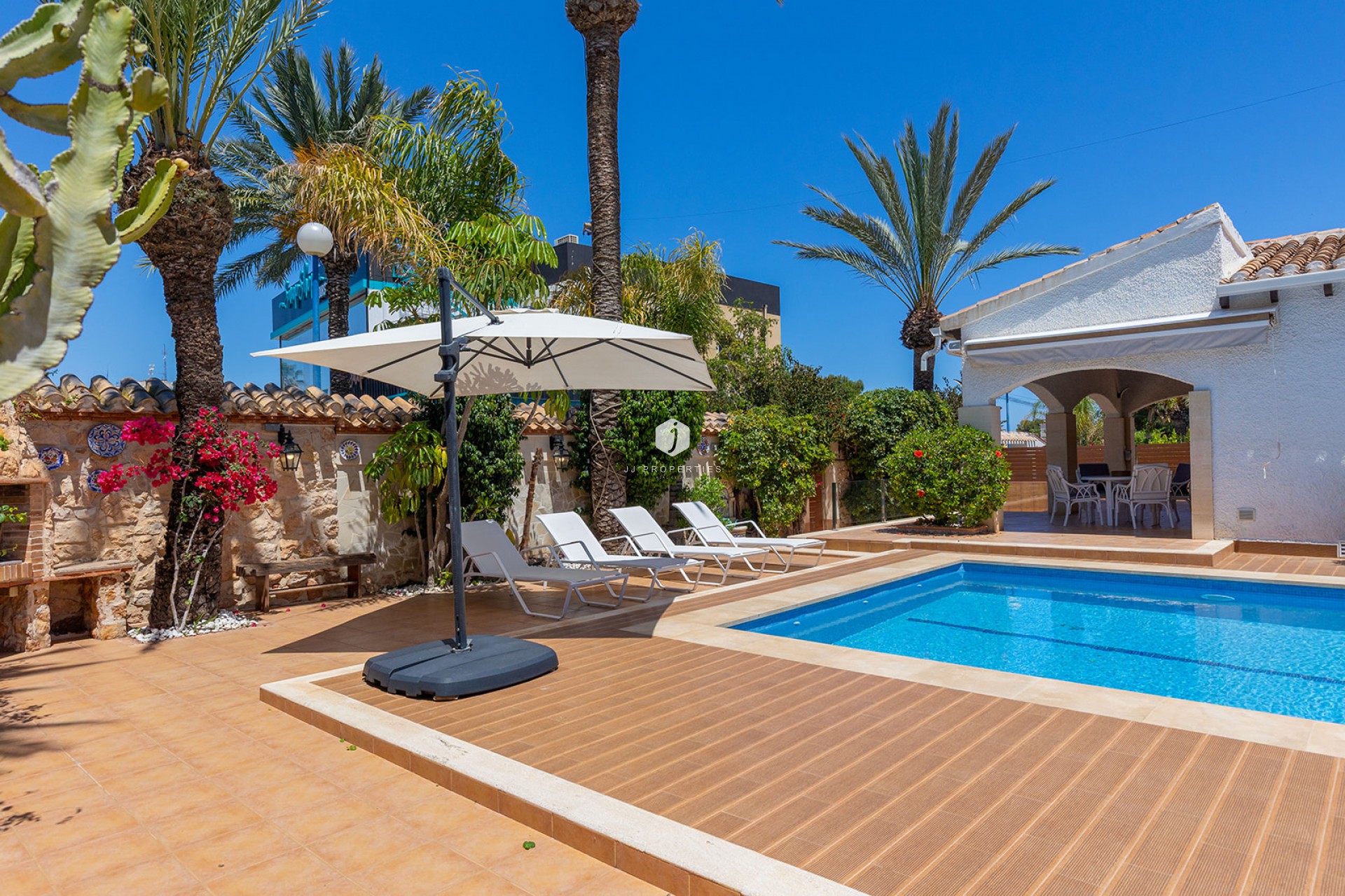Aus zweiter Hand - Villa -
Orihuela Costa - Costa Blanca