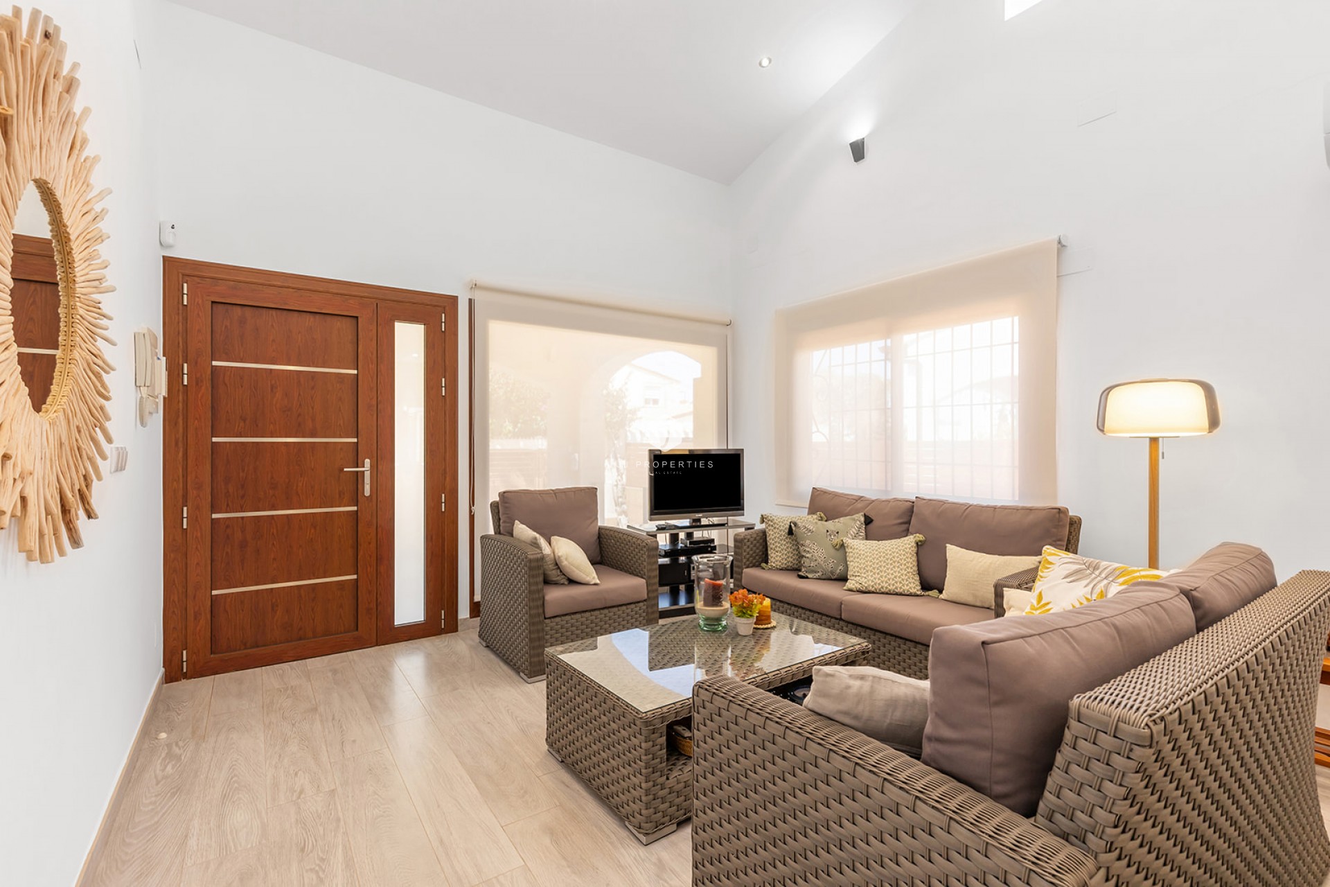 Aus zweiter Hand - Villa -
Orihuela Costa - Costa Blanca