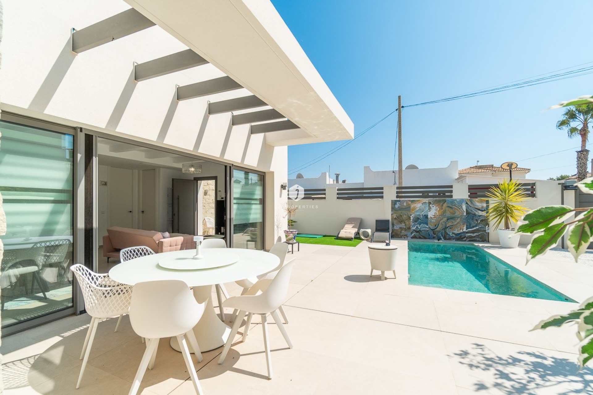 Aus zweiter Hand - Villa -
Orihuela Costa - Costa Blanca