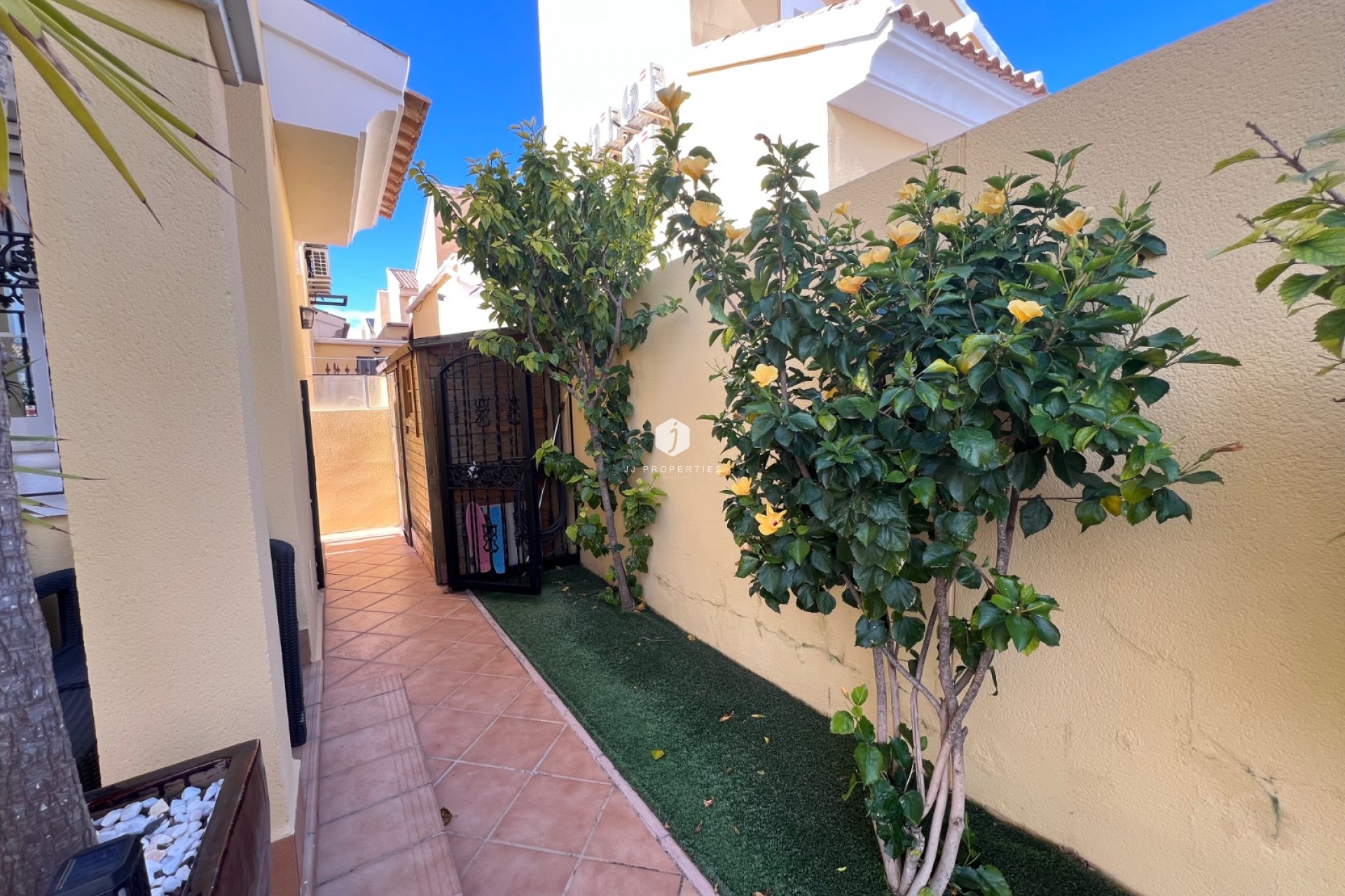 Aus zweiter Hand - Villa -
Orihuela Costa - Costa Blanca