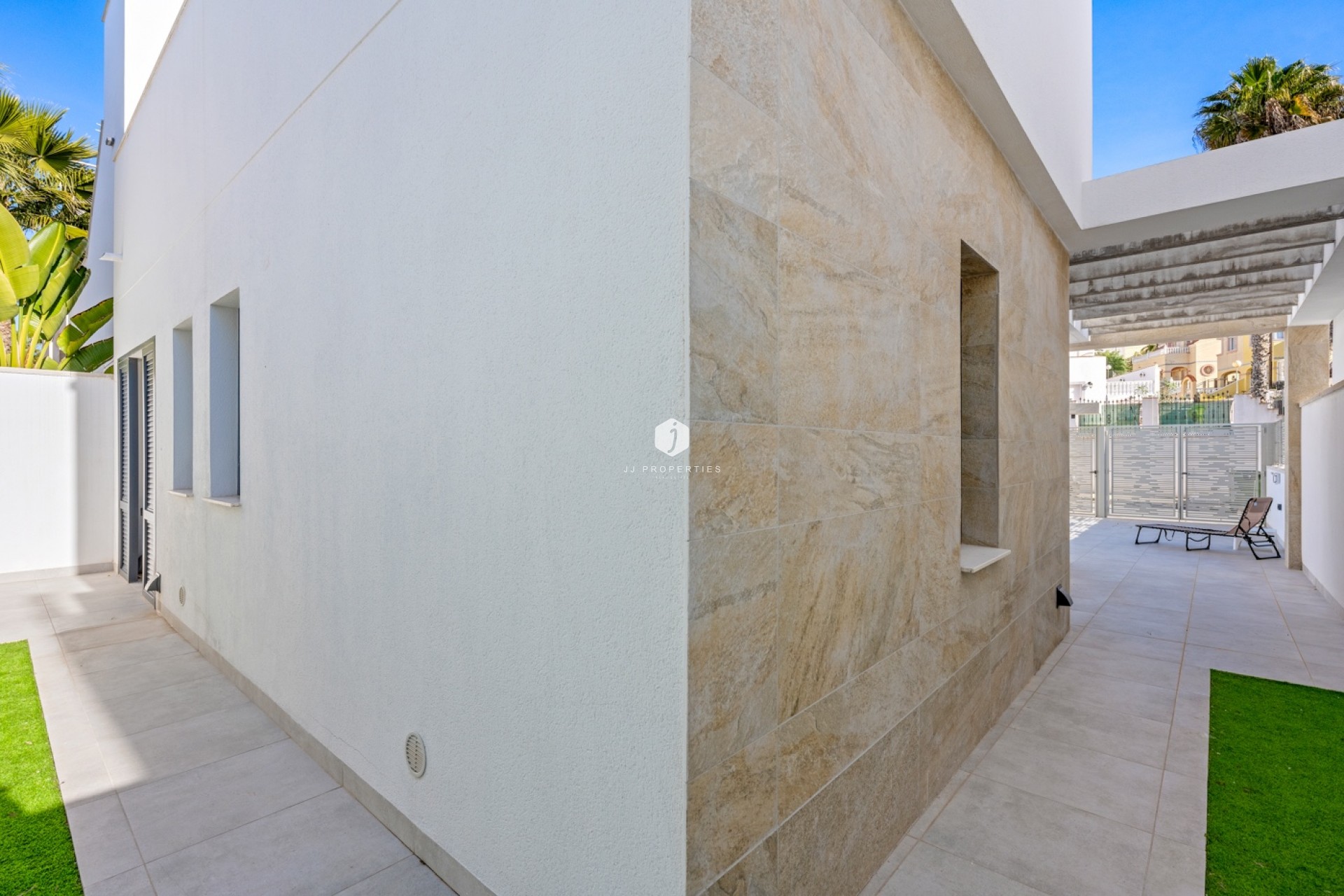 Aus zweiter Hand - Villa -
Orihuela Costa - Costa Blanca