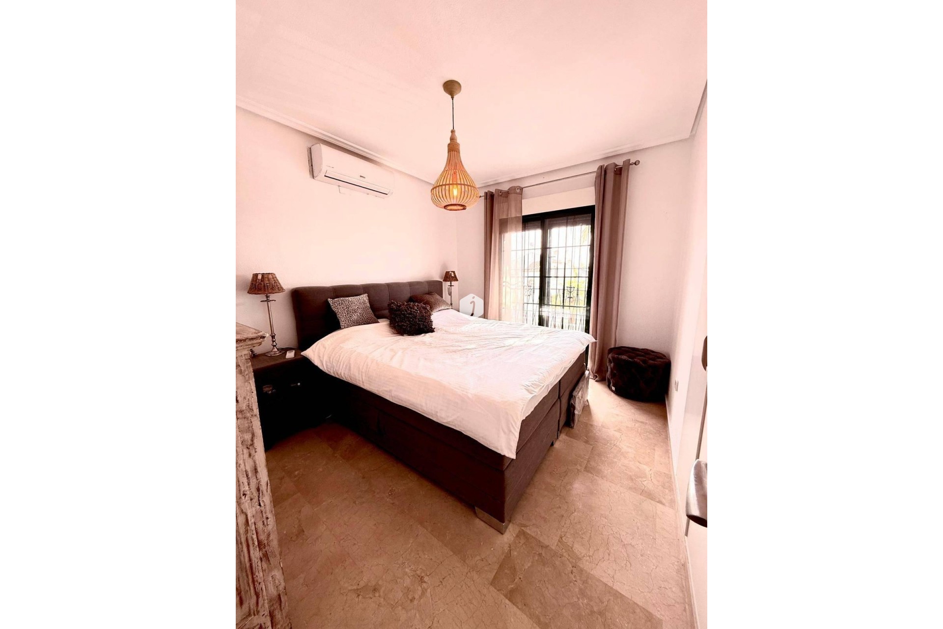 Aus zweiter Hand - Villa -
Orihuela Costa - Lomas De Cabo Roig-los Dolses