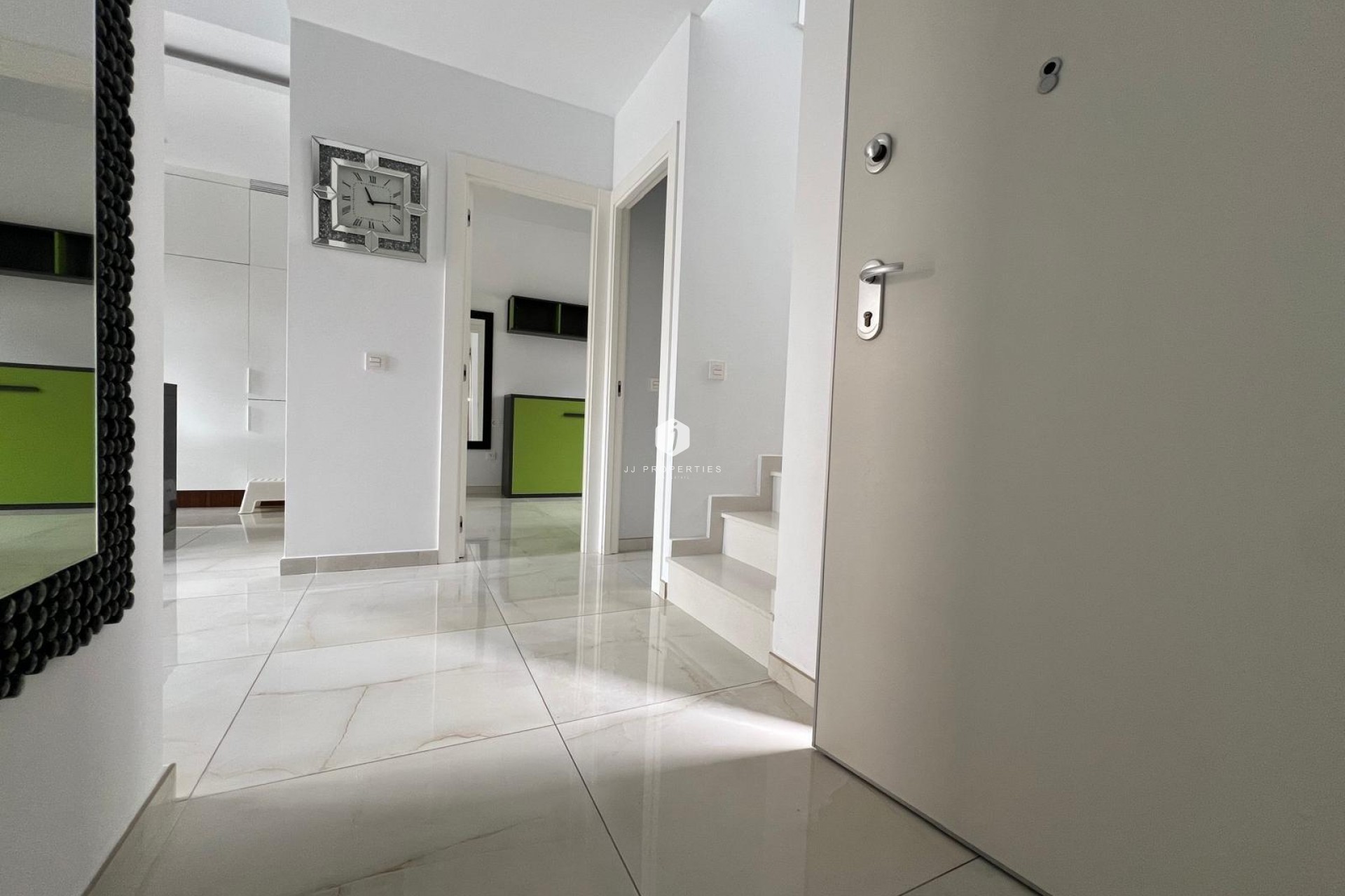 Aus zweiter Hand - Villa -
Orihuela Costa - Lomas de Cabo Roig