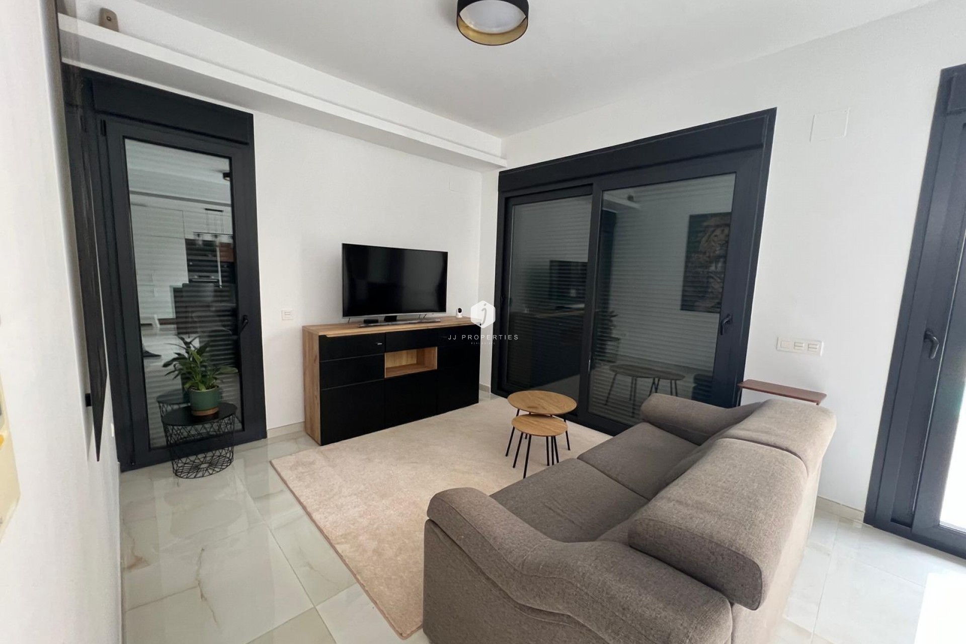 Aus zweiter Hand - Villa -
Orihuela Costa - Lomas de Cabo Roig