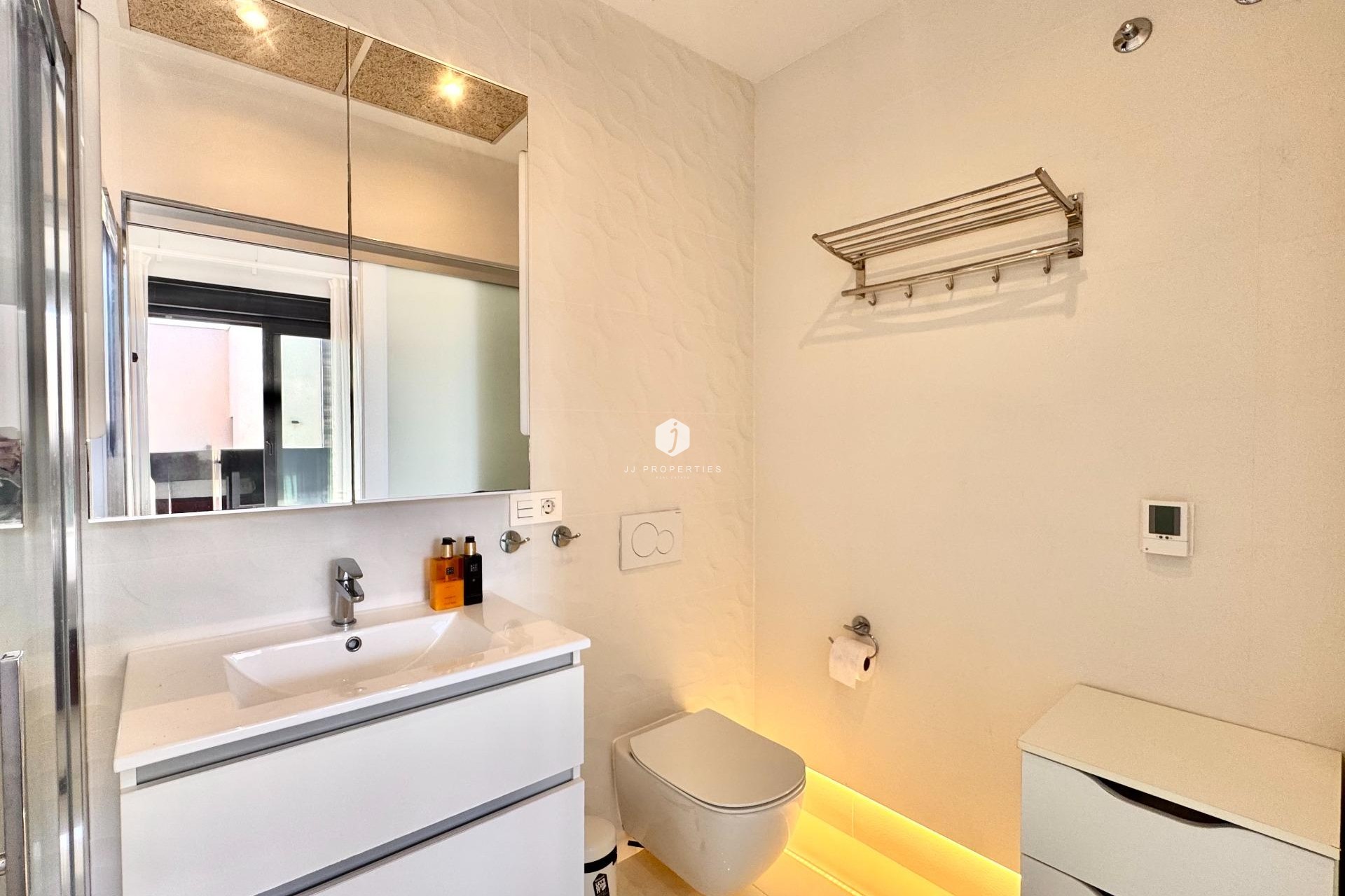 Aus zweiter Hand - Villa -
Orihuela Costa - Lomas de Cabo Roig