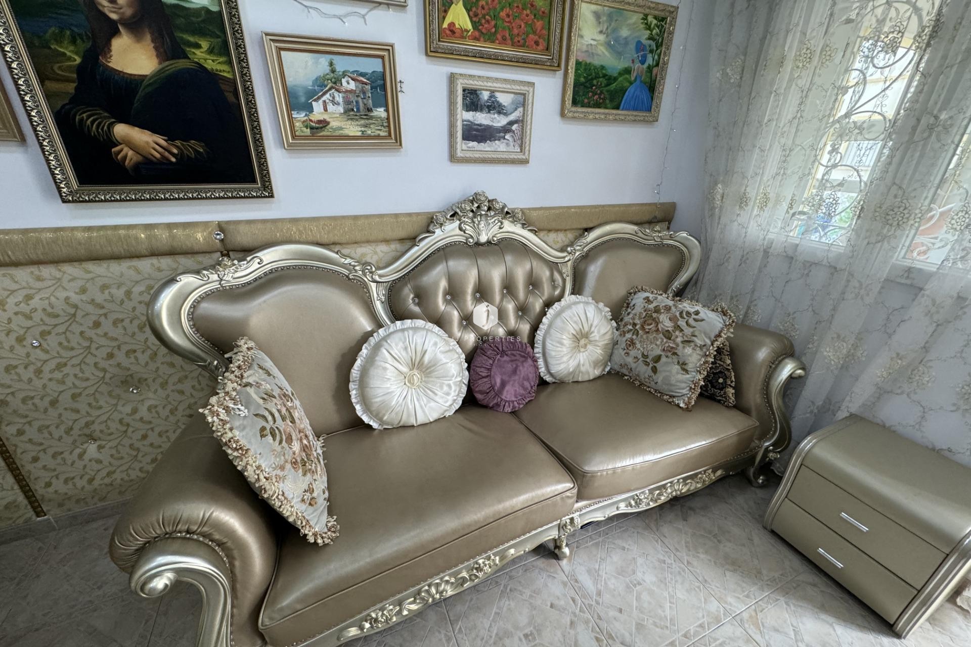 Aus zweiter Hand - Villa -
Orihuela Costa - Los Dolses