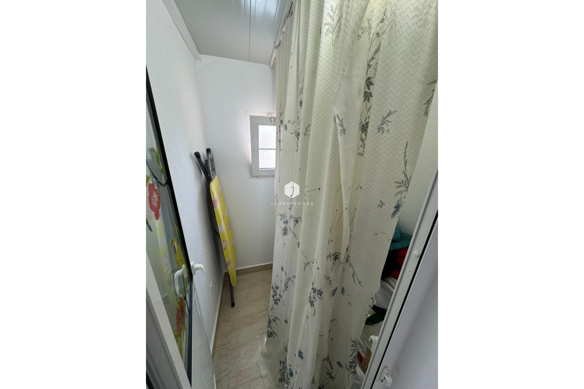 Aus zweiter Hand - Villa -
Orihuela Costa - Los Dolses