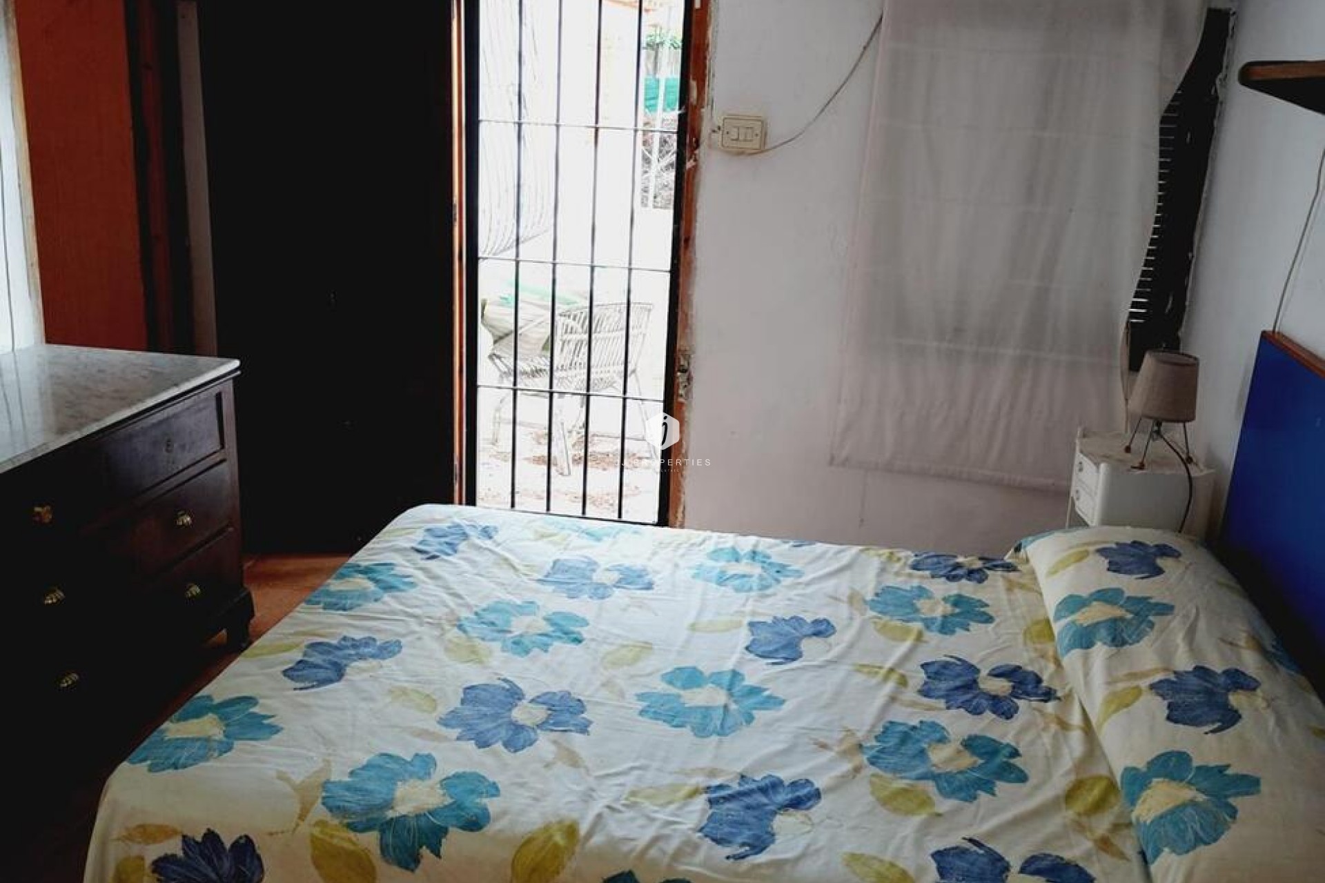 Aus zweiter Hand - Villa -
Orihuela Costa - Punta Prima