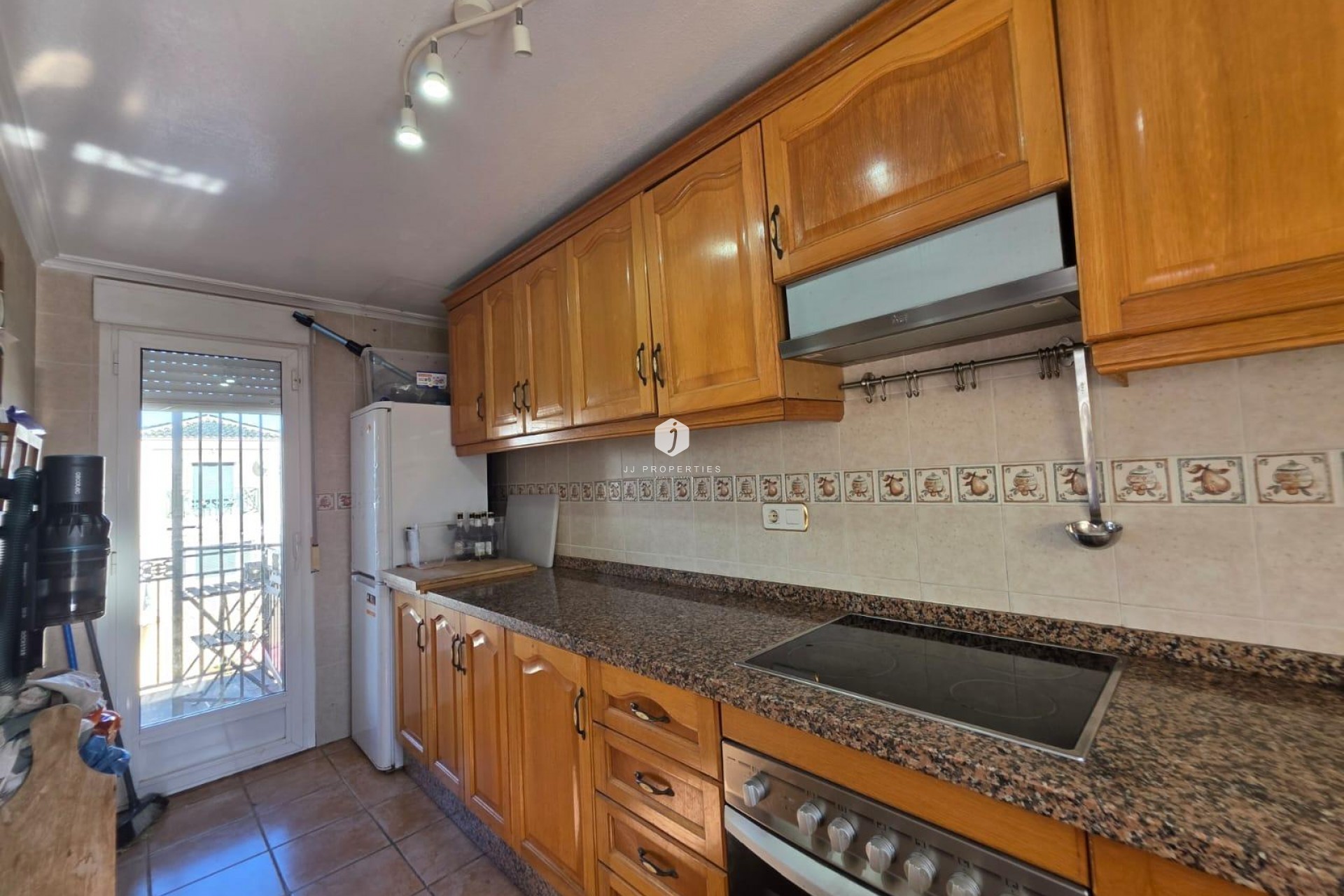Aus zweiter Hand - Villa -
Orihuela Costa - Villamartín-las Filipinas