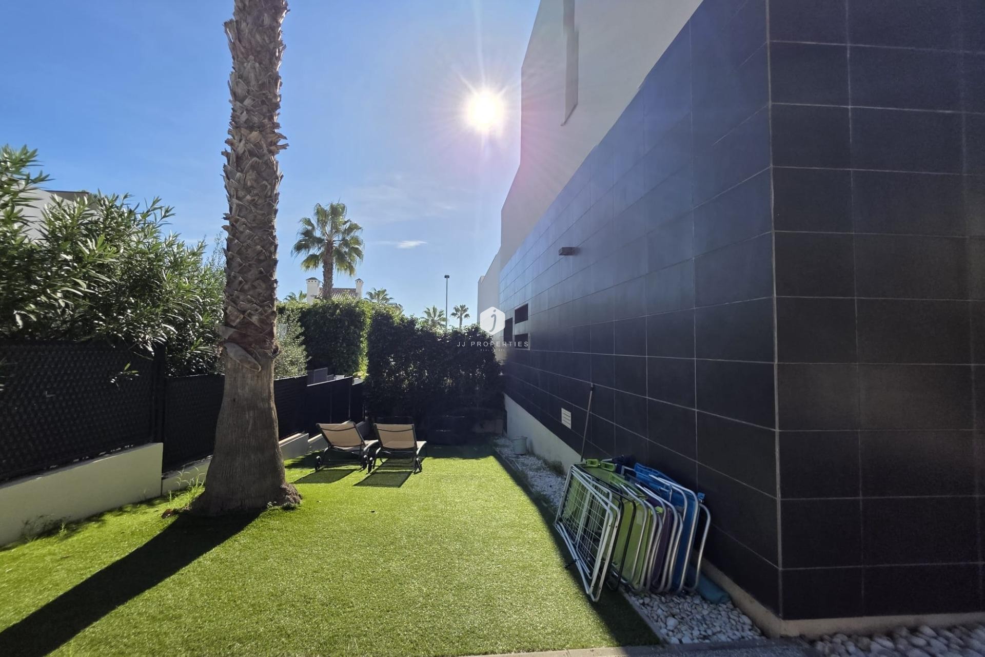 Aus zweiter Hand - Villa -
Orihuela Costa - Villamartín