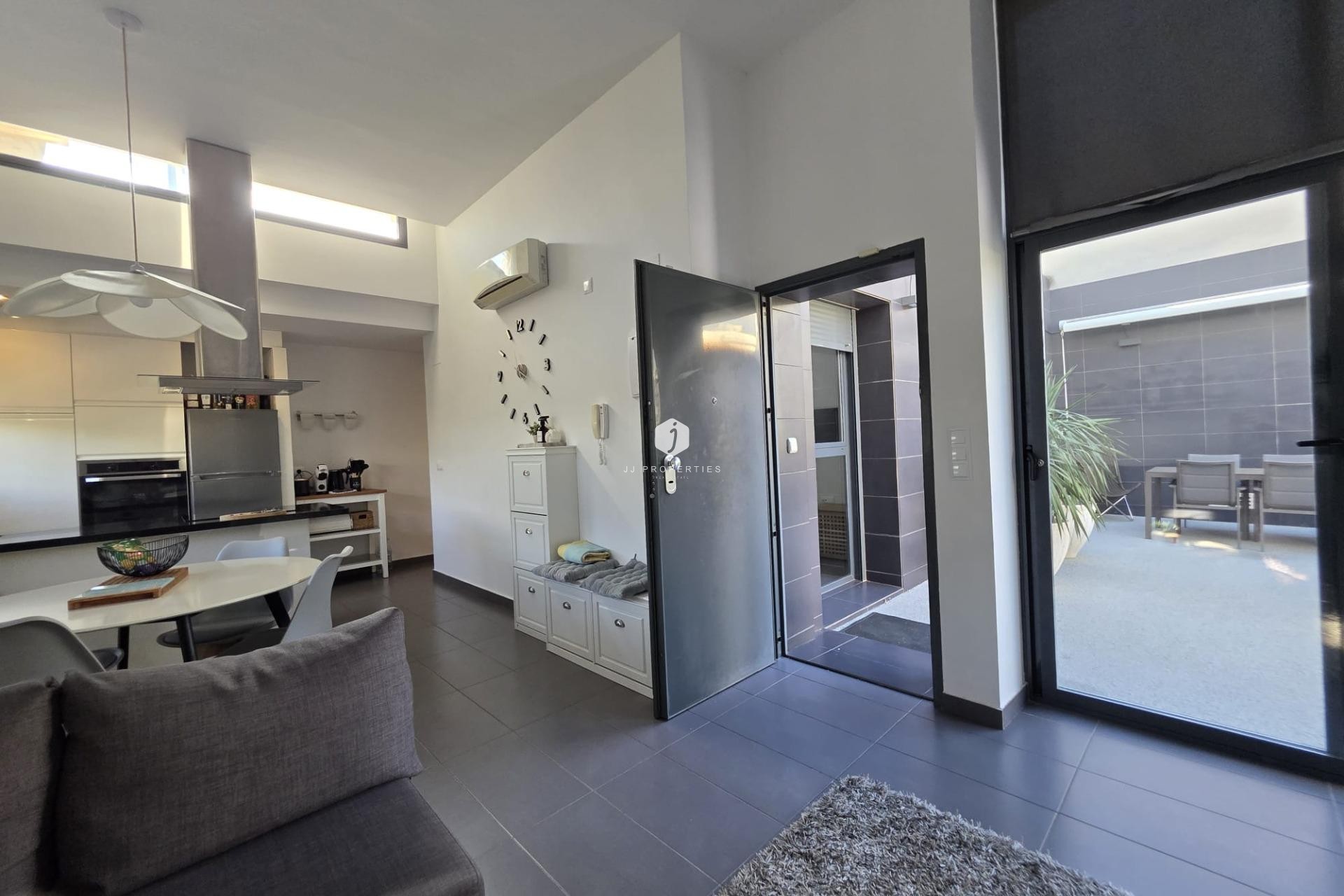 Aus zweiter Hand - Villa -
Orihuela Costa - Villamartín